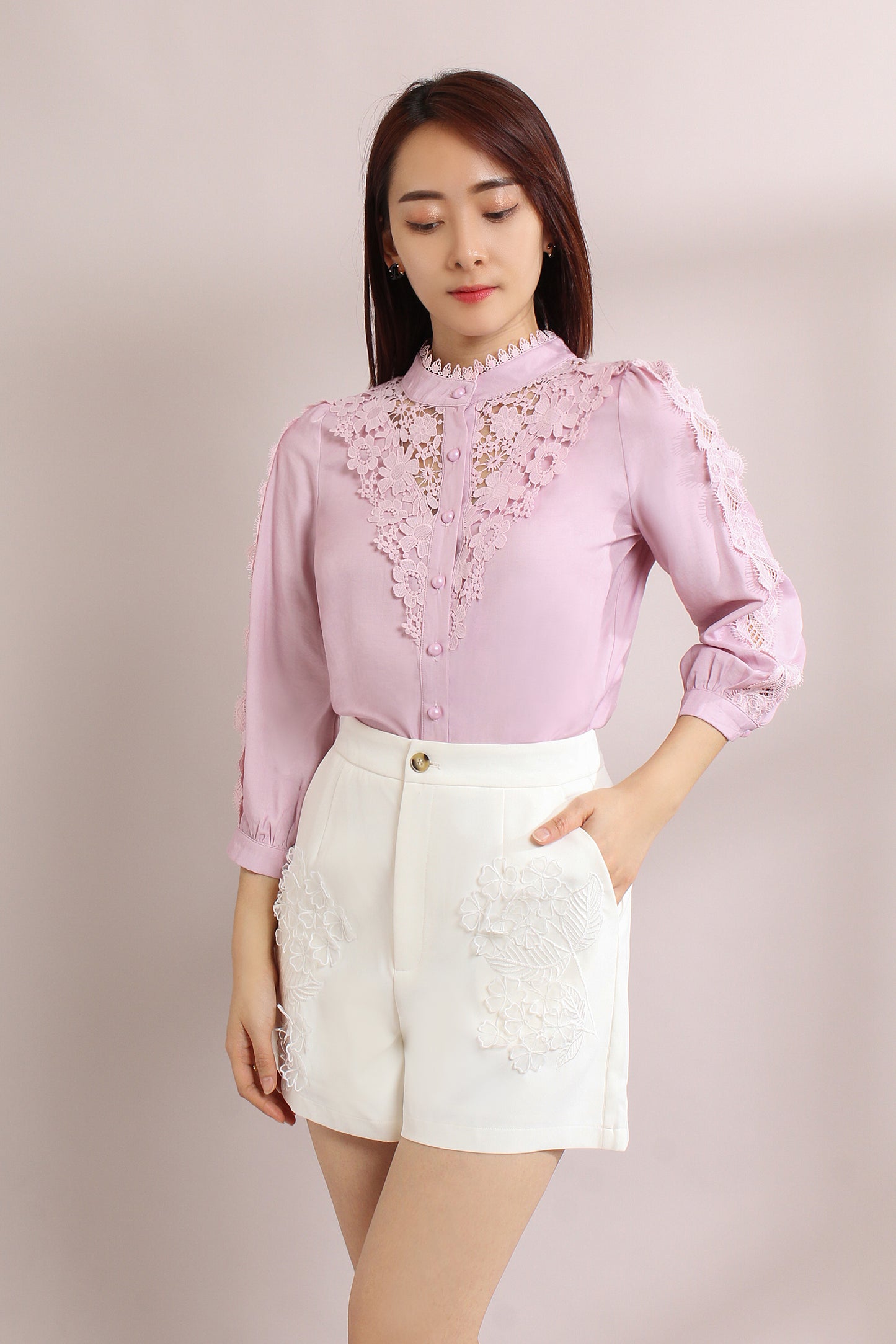 Asael 3D Embroidery Floral Shorts