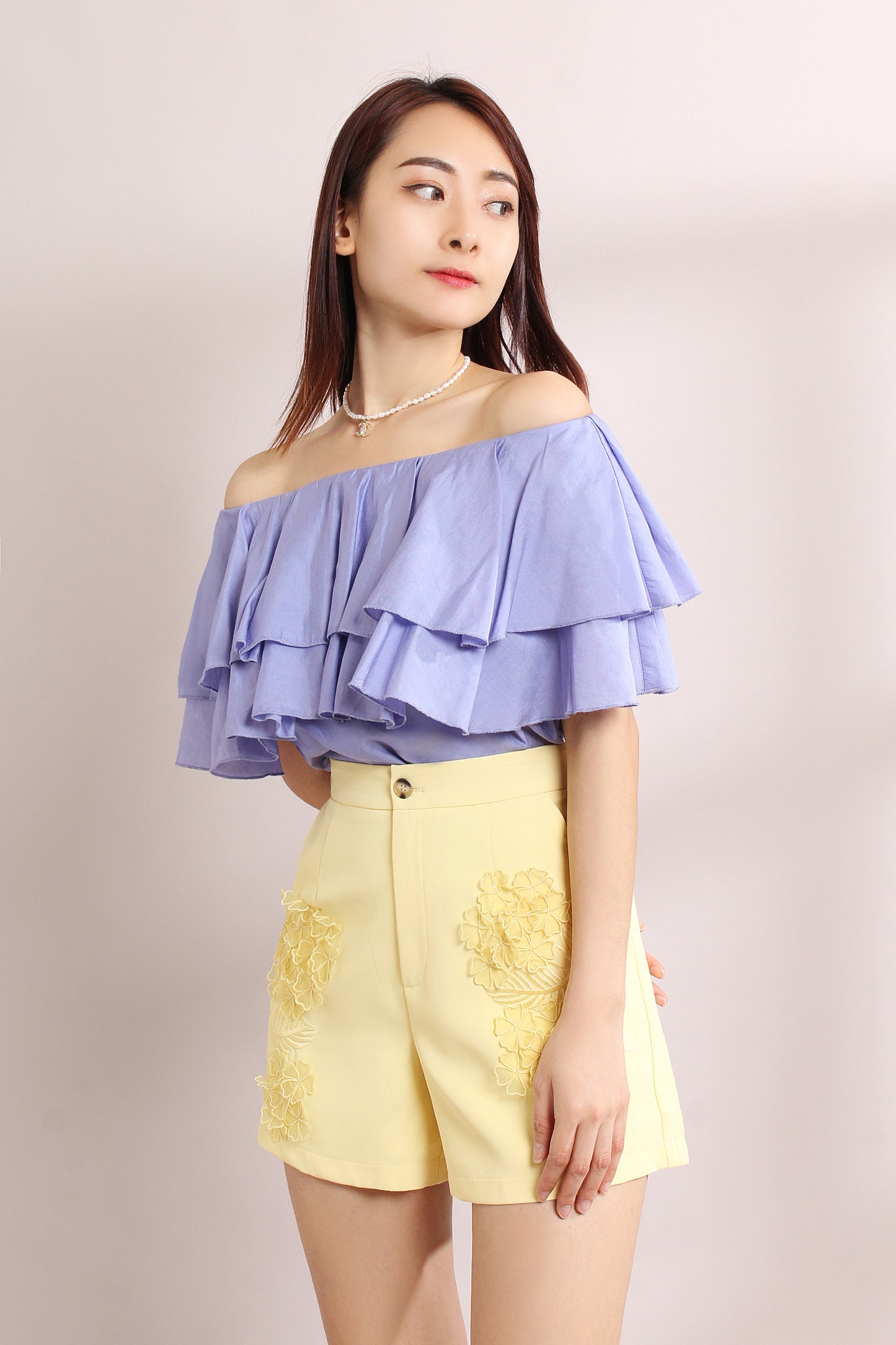 Asael 3D Embroidery Floral Shorts