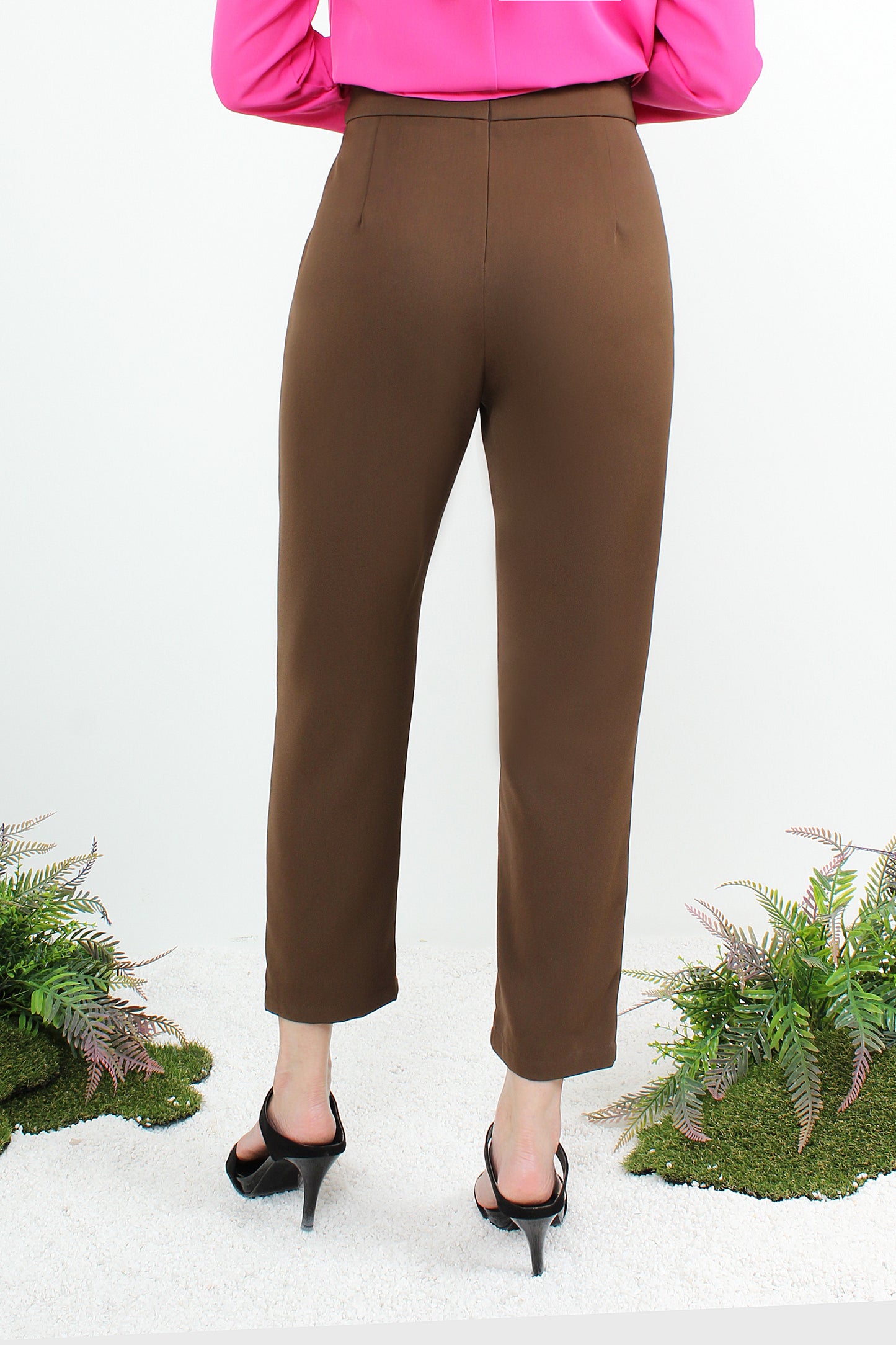 Heart Shaped Waistband Pencil Cut Pants