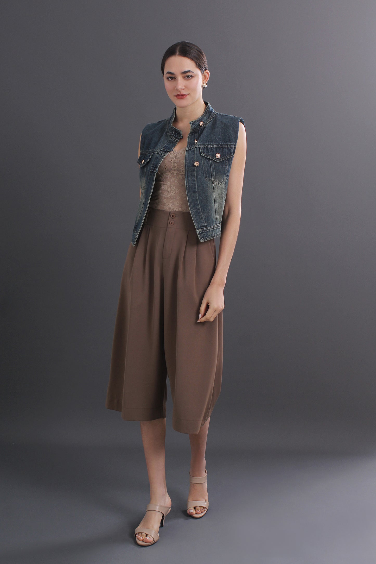 Agatha Plus Size Solid Color Wide-Leg Capri Pants With Pockets