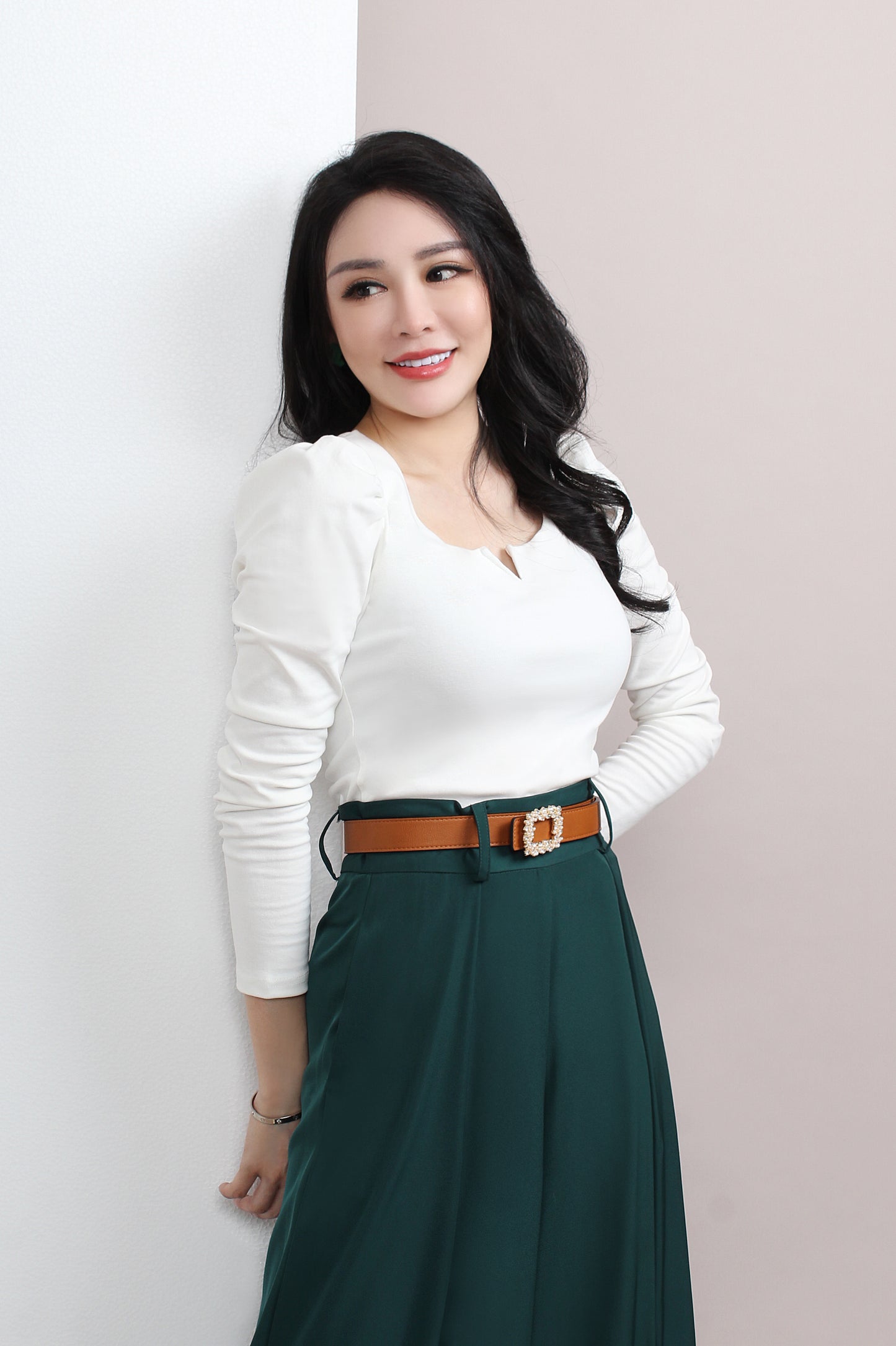 Slim Fitted Detail V Neck Tee