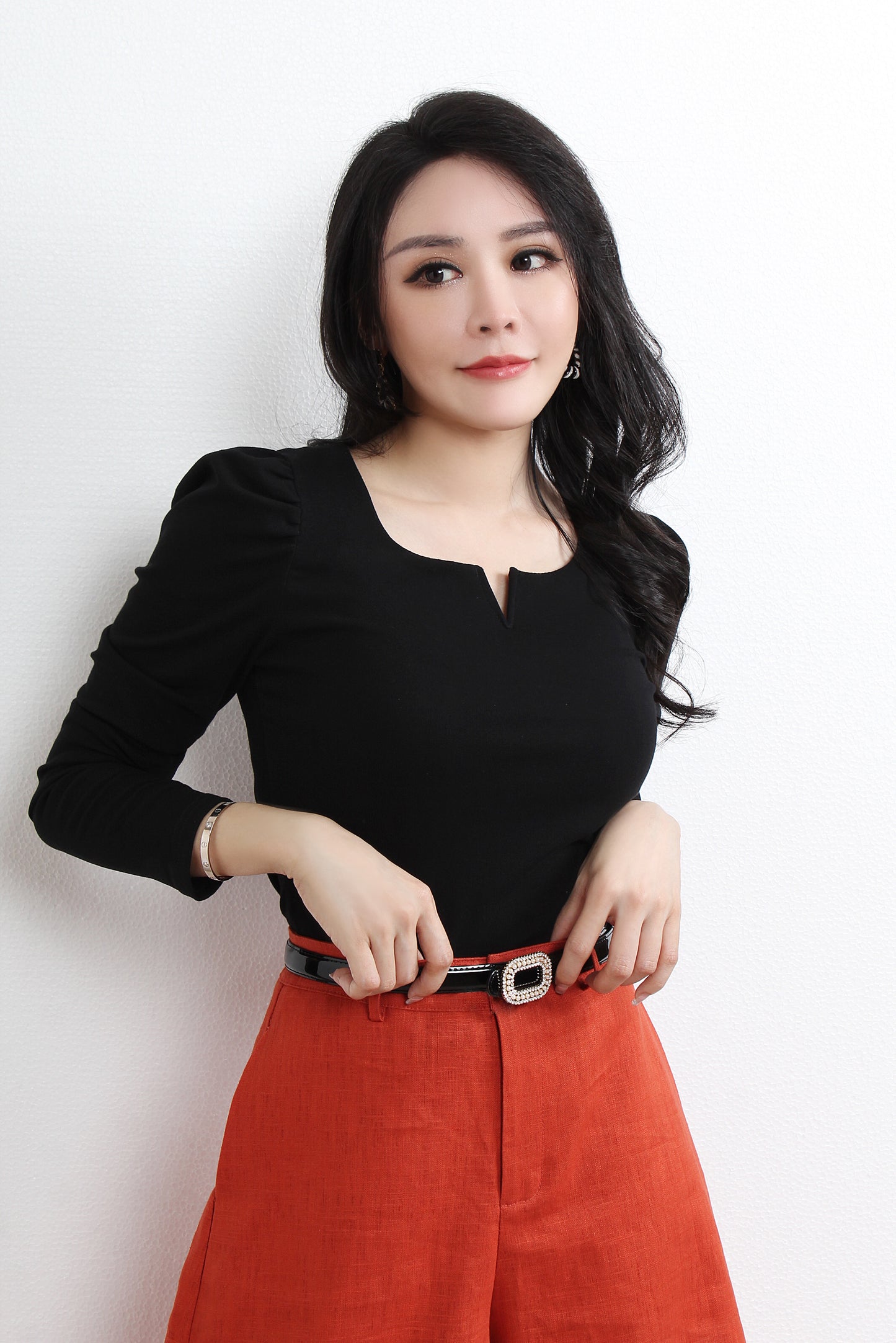 Slim Fitted Detail V Neck Tee