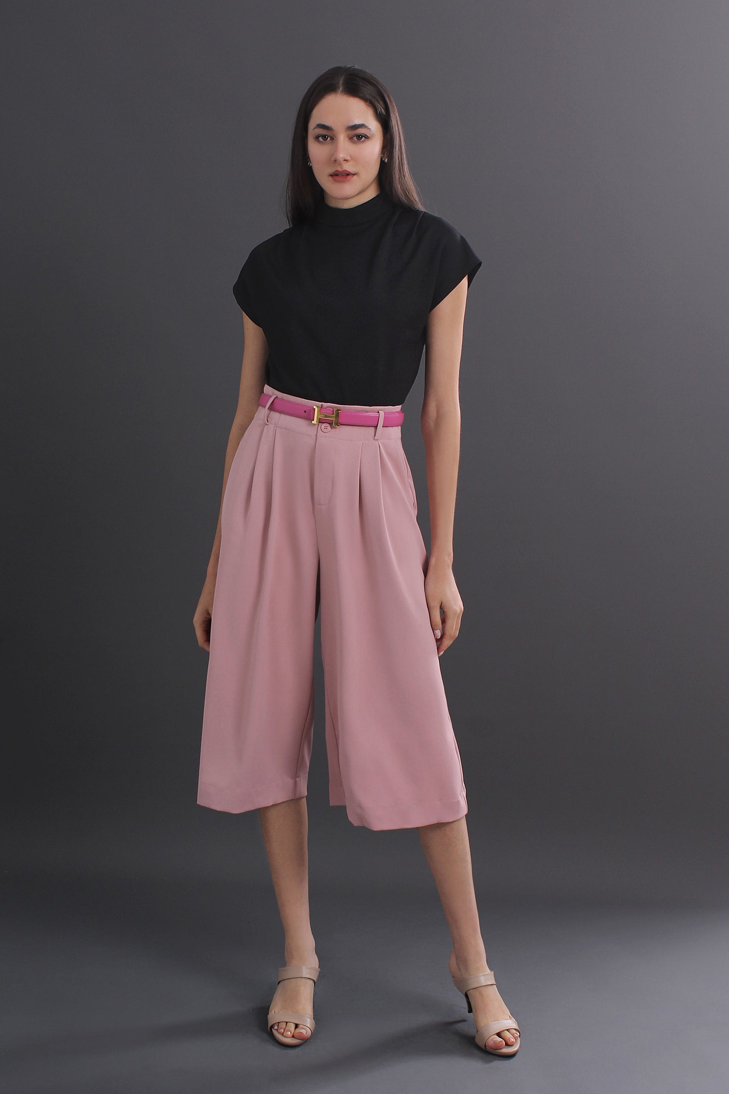 Agatha Plus Size Solid Color Wide-Leg Capri Pants With Pockets