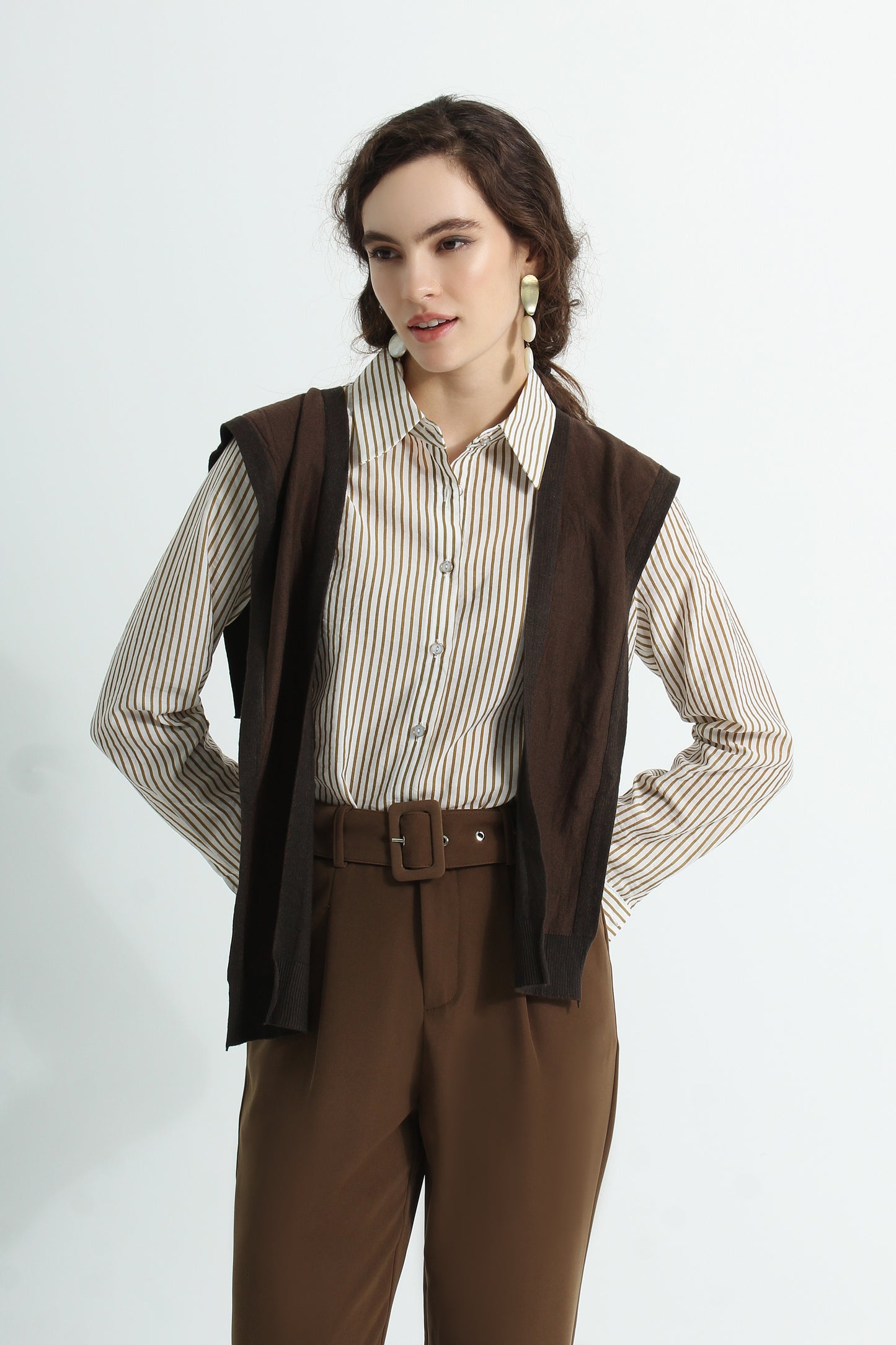 Ahvi Pants with Buckle Belt