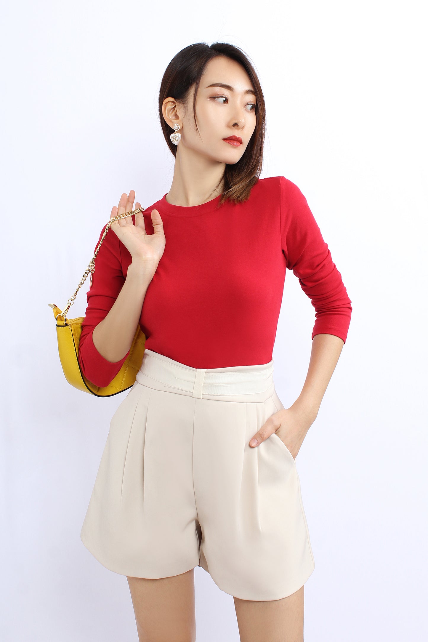 Alexiroe Basic Crew Neck Top