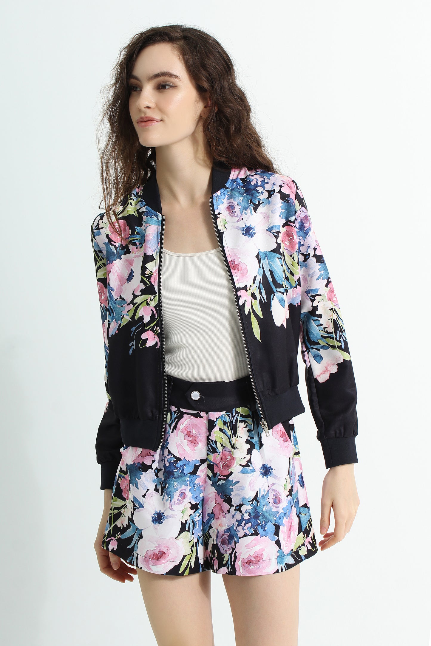 Arien Sporty Set Wear with floral prints