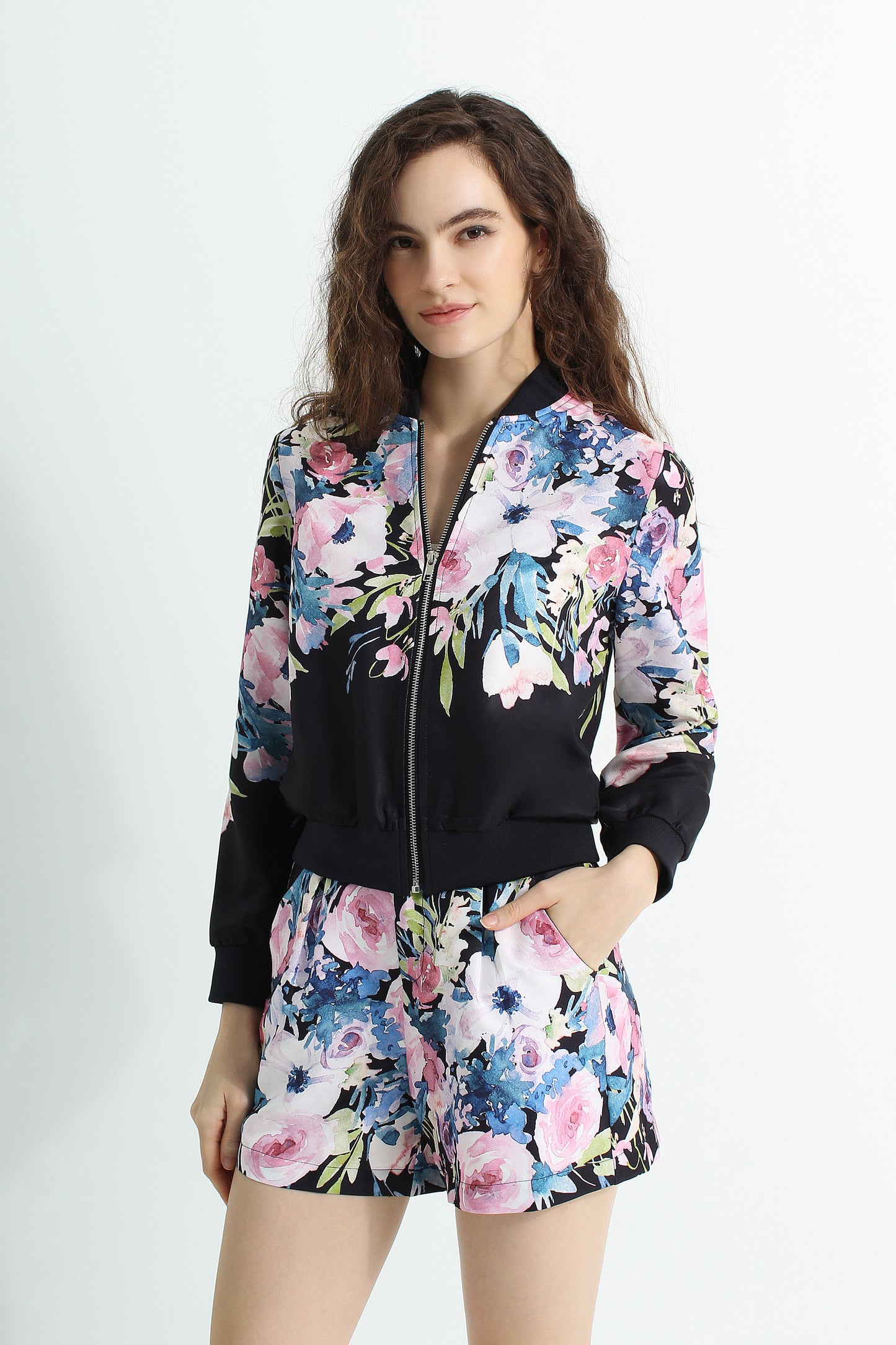 Arien Sporty Set Wear with floral prints