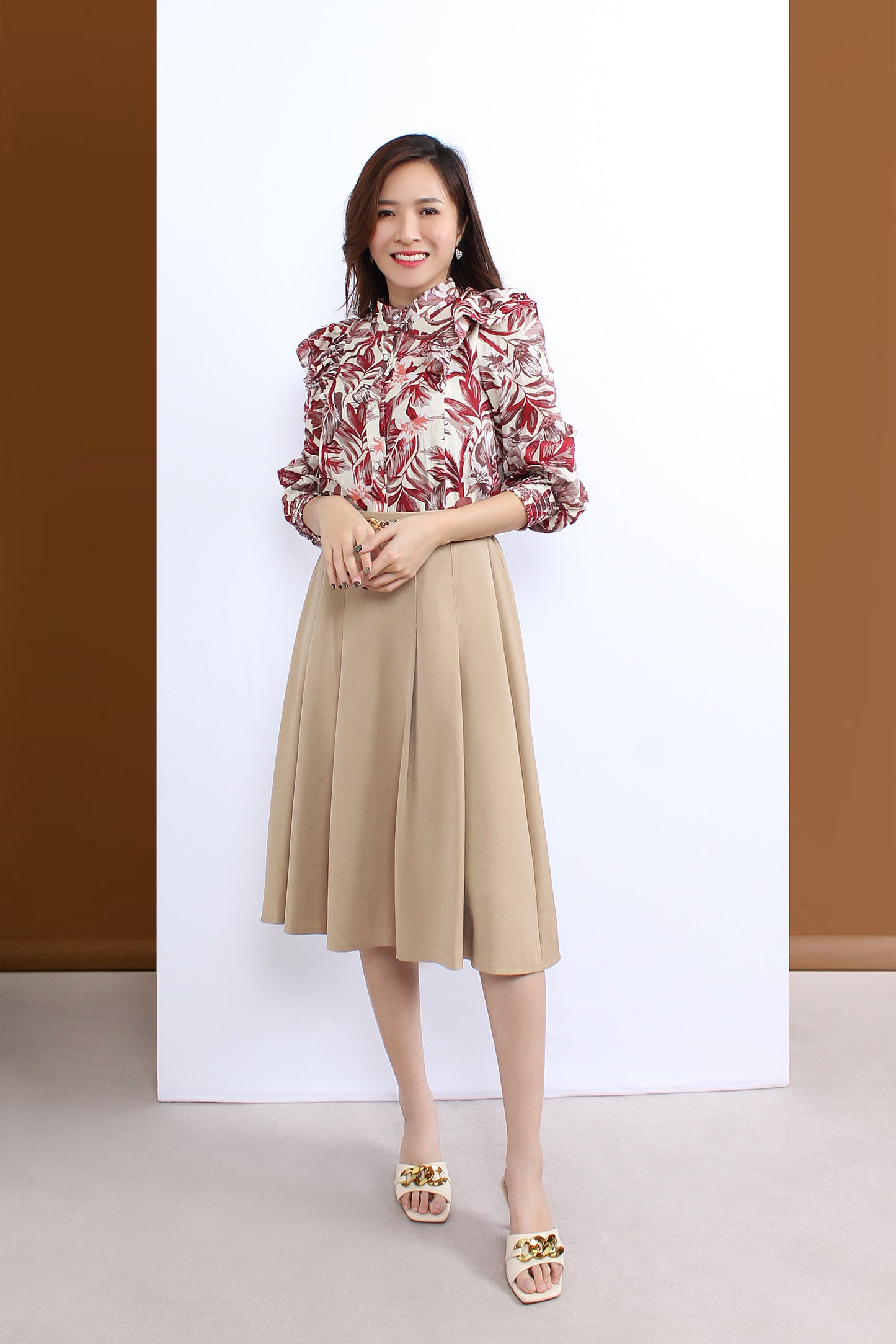 Nora Ruffled Shoulder Blouse In Flora Prints