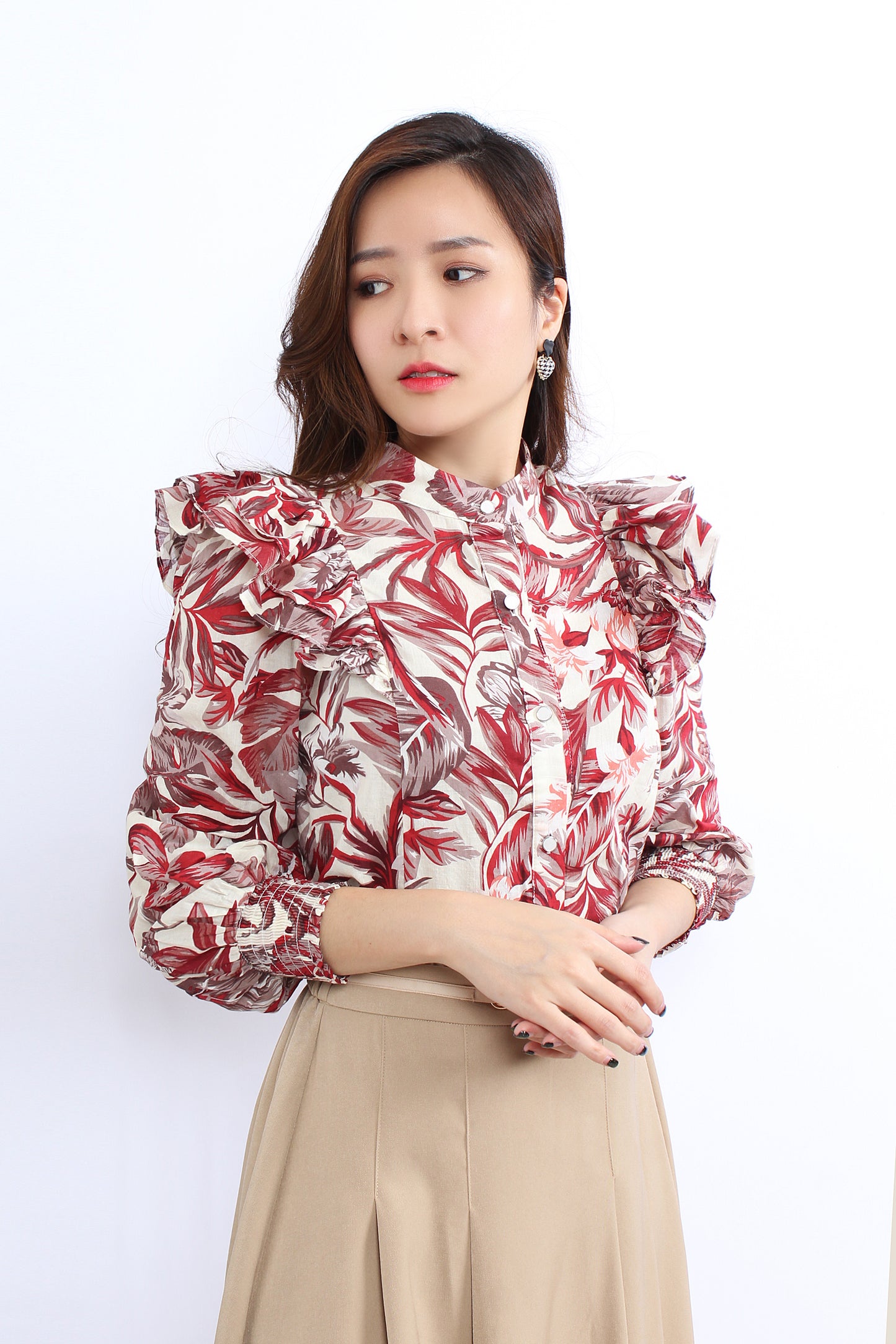 Nora Ruffled Shoulder Blouse In Flora Prints