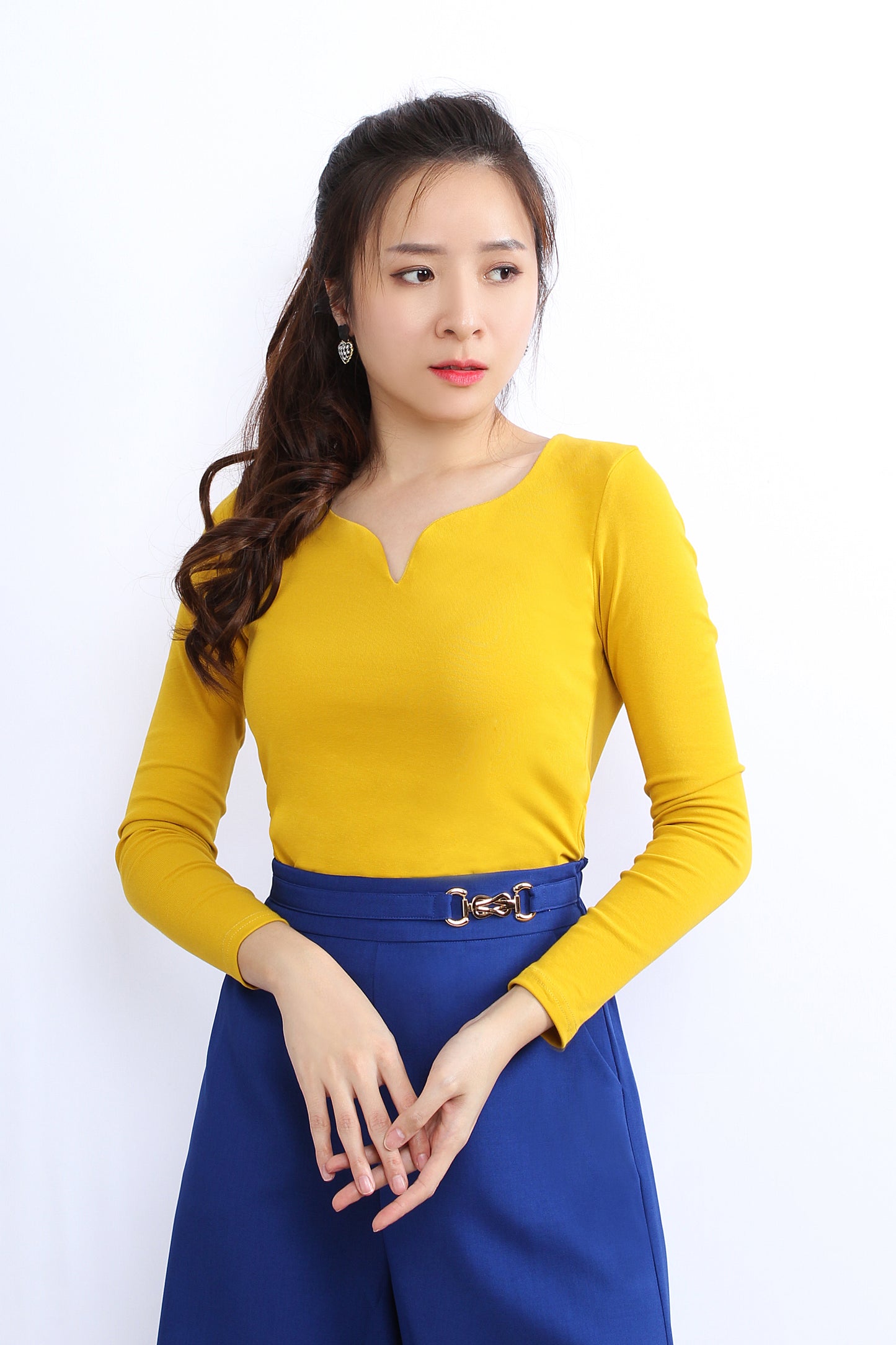Aera Sweet Heart Neckline Cotton Top