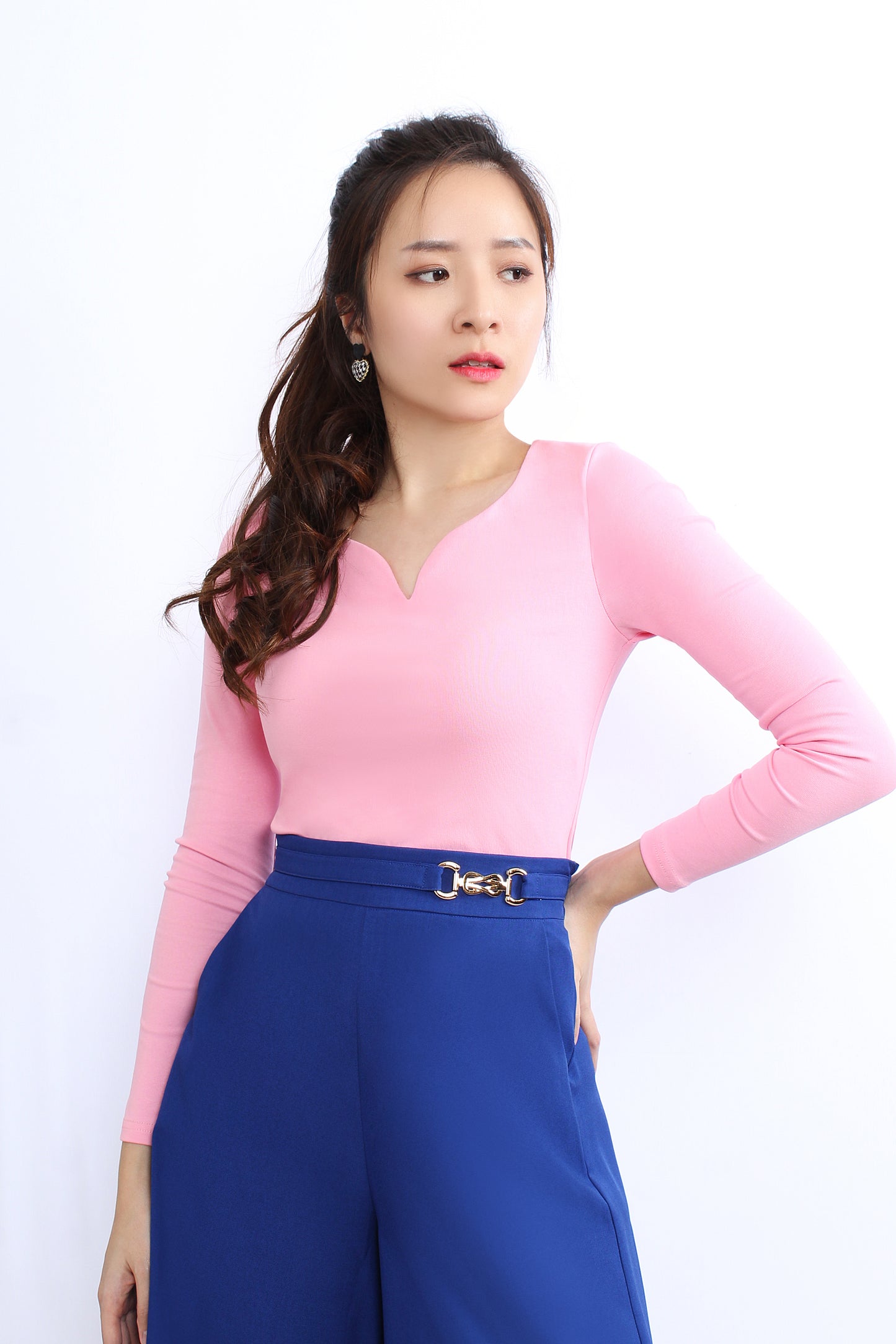 Aera Sweet Heart Neckline Cotton Top