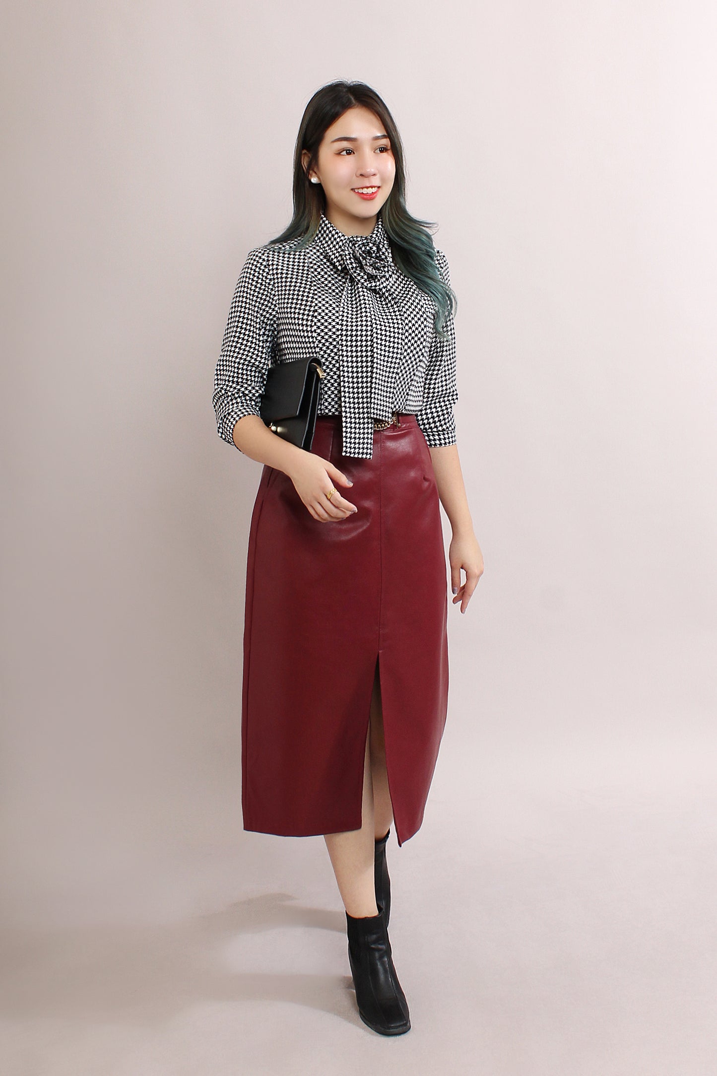 Azula Houndstooth Shirt With Detachable Rose & Scarf