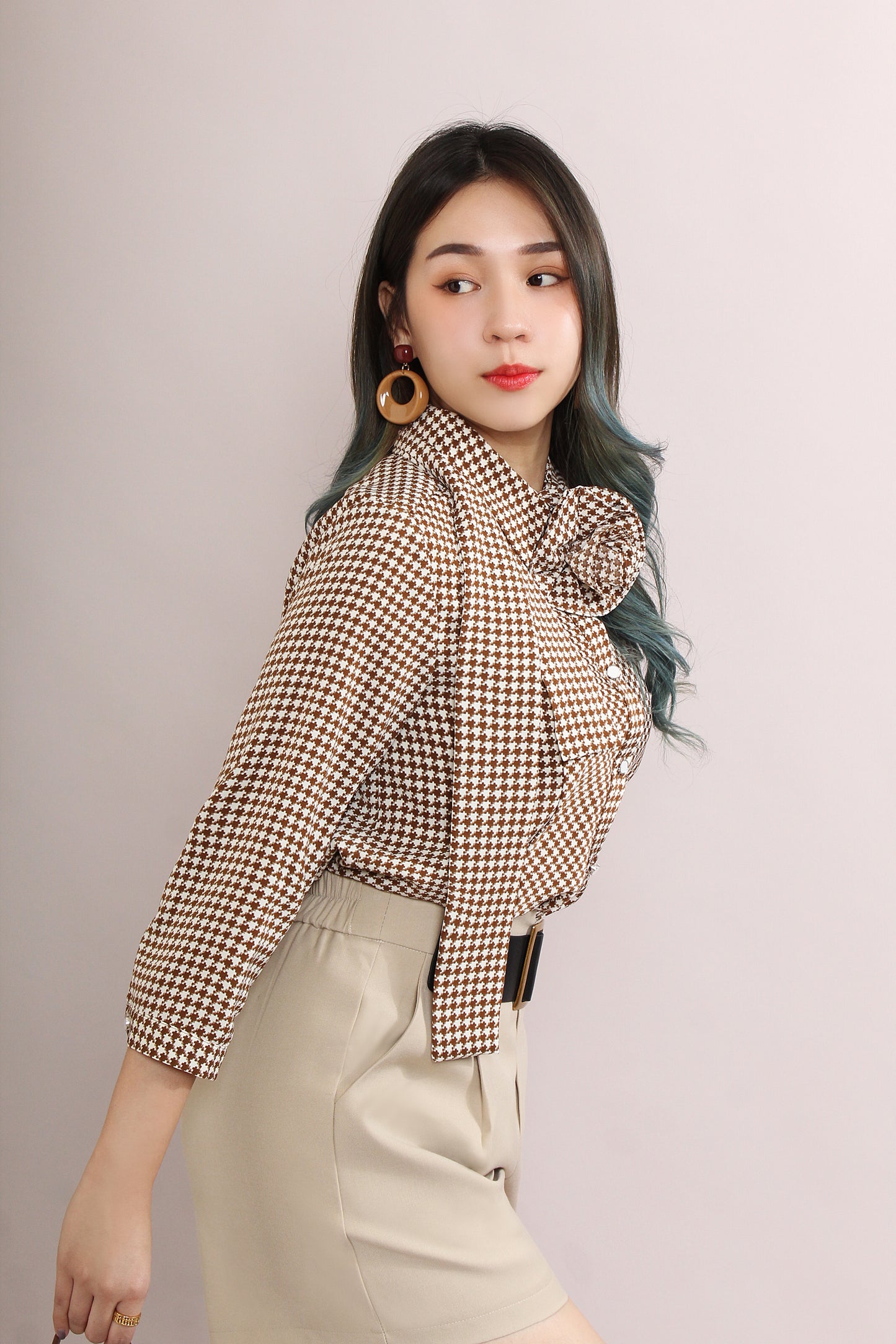 Azula Houndstooth Shirt With Detachable Rose & Scarf