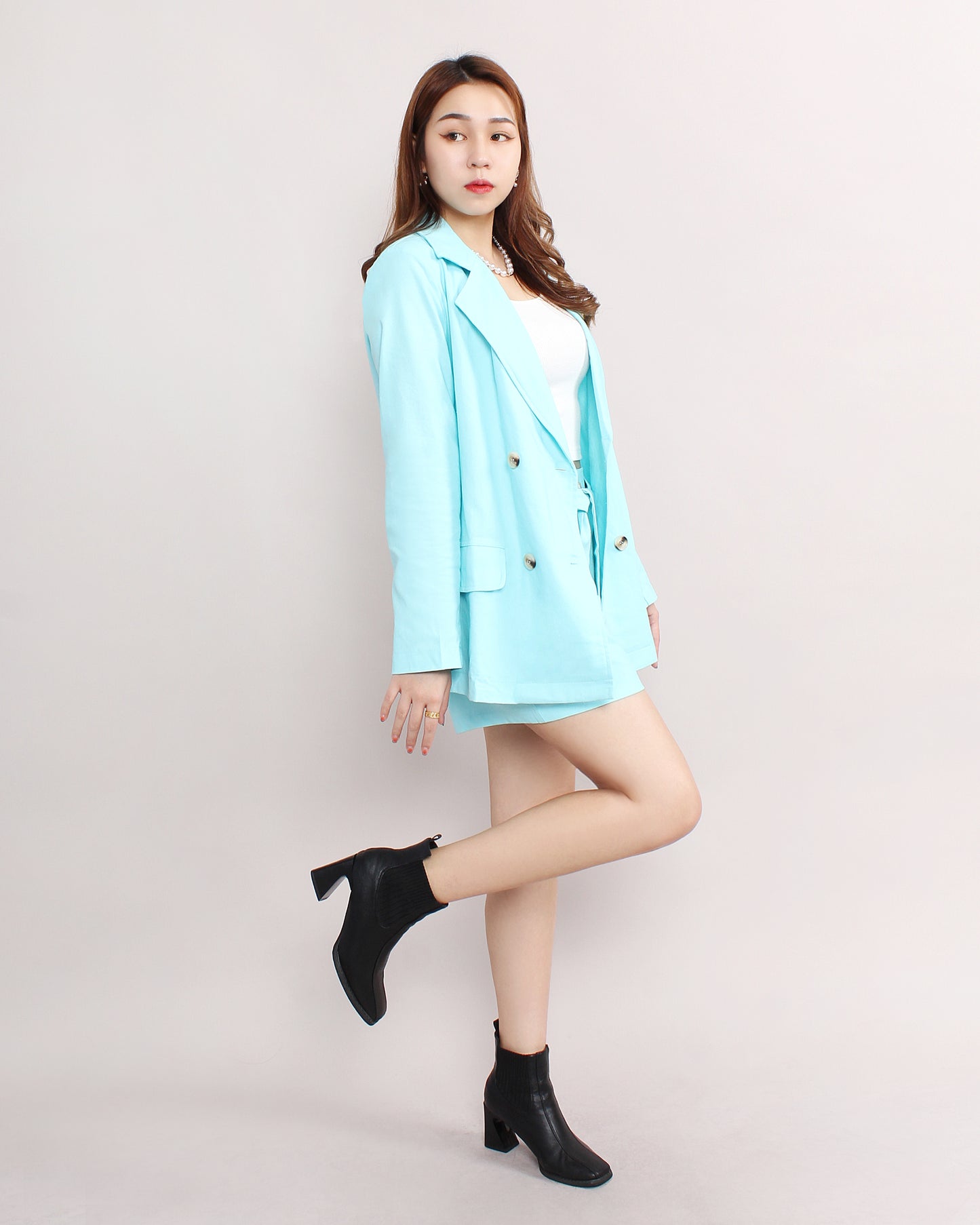 Elegant Blazer & Front Shorts Set