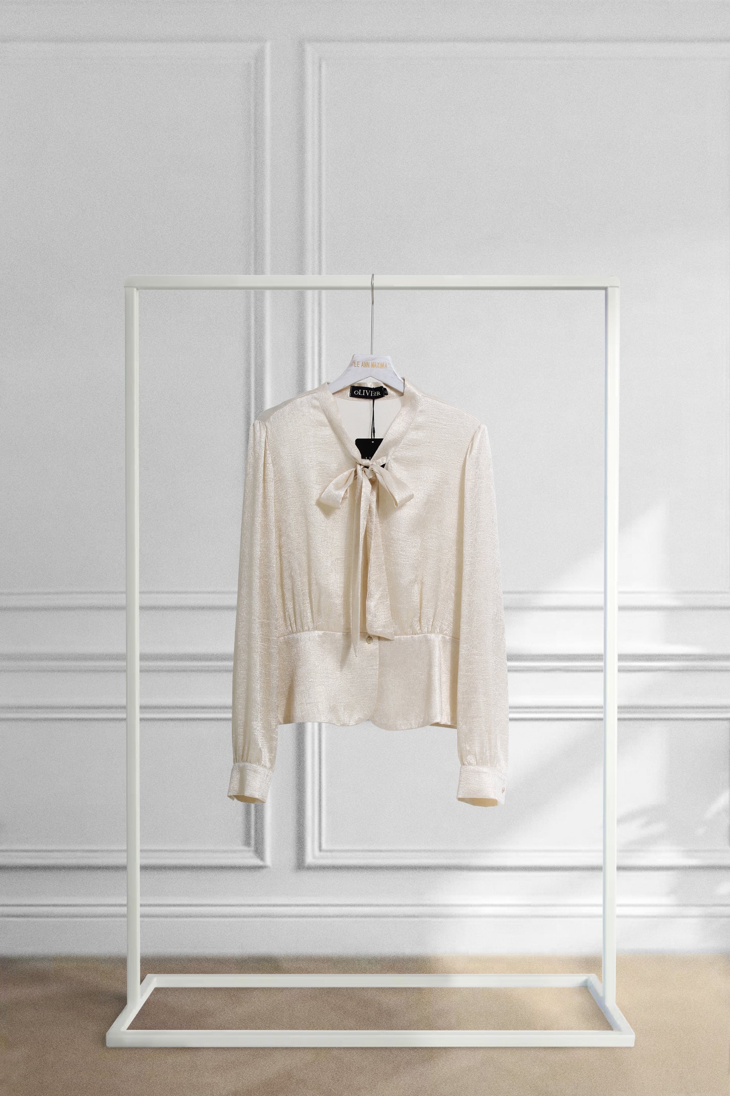 12500213 Blouse