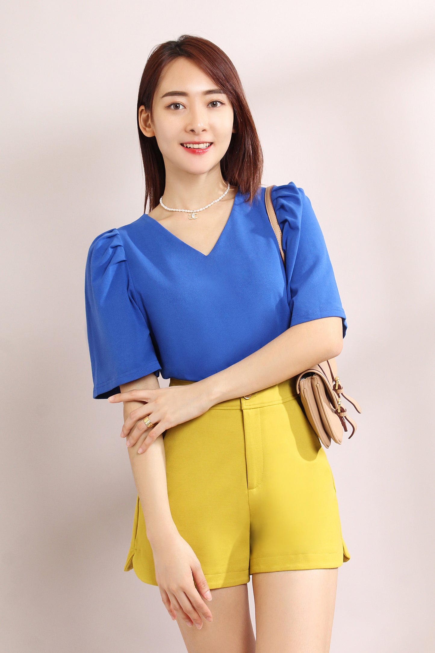 Alusia V Blouse