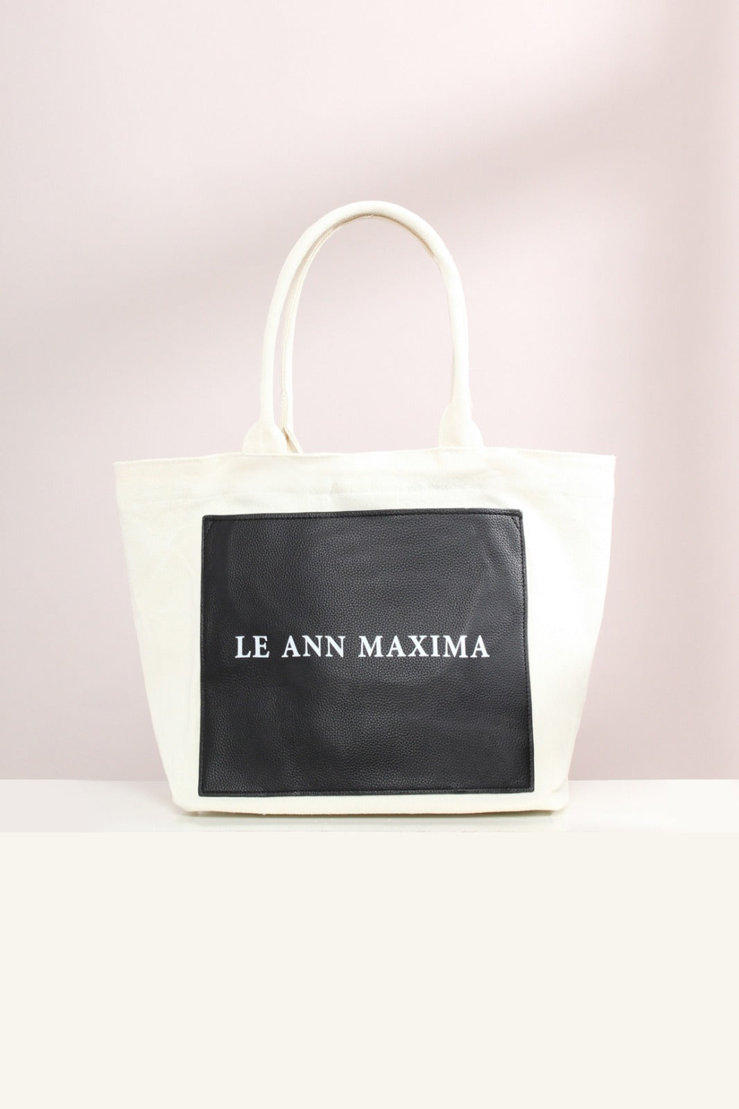 (Free Items) Le Ann Maxima Black & White Shopping Bag (Not For Sale)