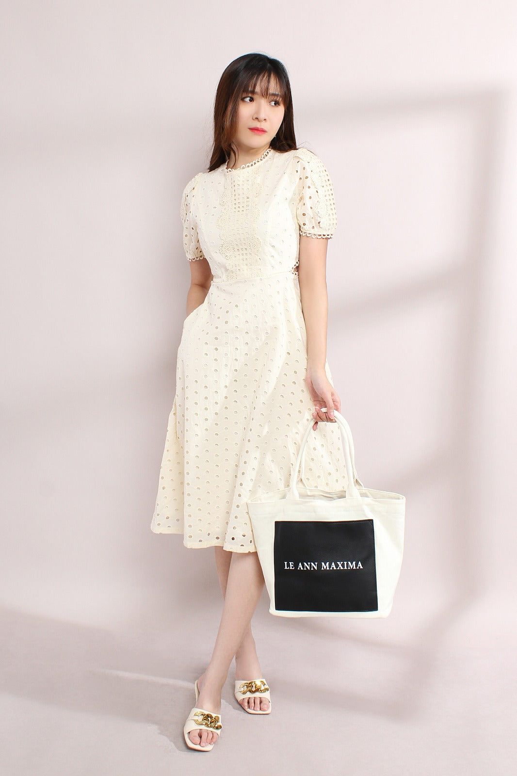 (Free Items) Le Ann Maxima Black & White Shopping Bag (Not For Sale)