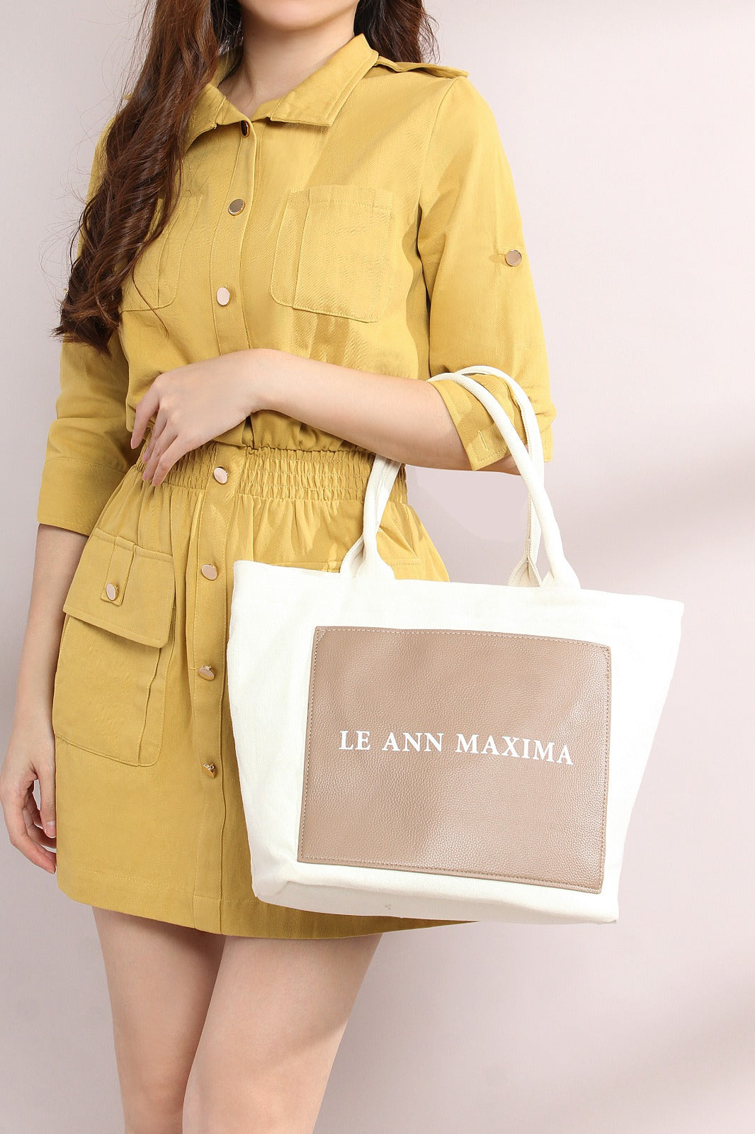 (Free Items) Le Ann Maxima White & Brown Shopping Bag (Not For Sale)