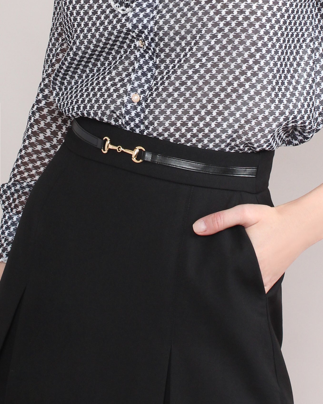 Casual Wear Plicated Leather Belt Skirt
