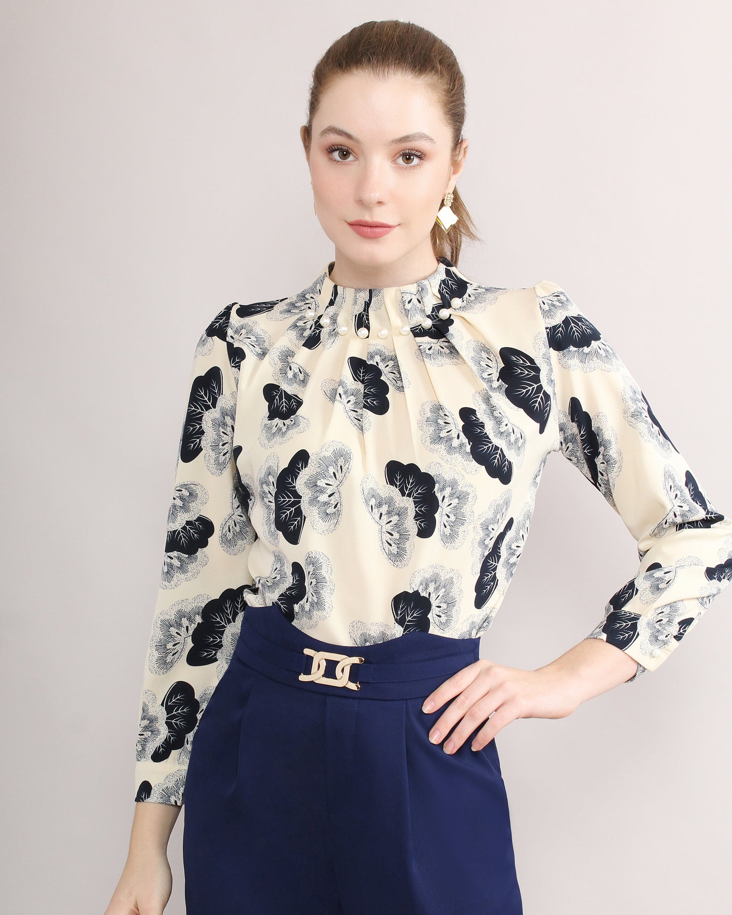 High Waist Chain Detail Suit Pants