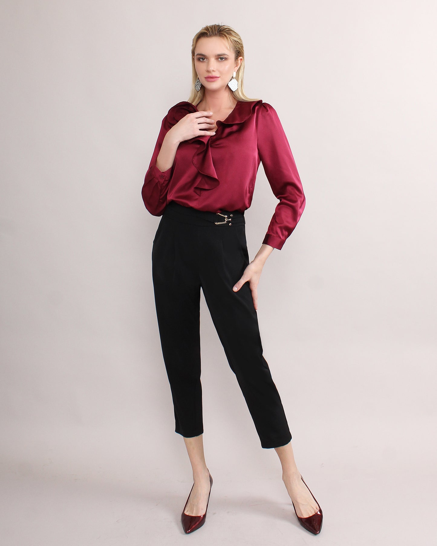 Saoirse Pleated Tapered Pants