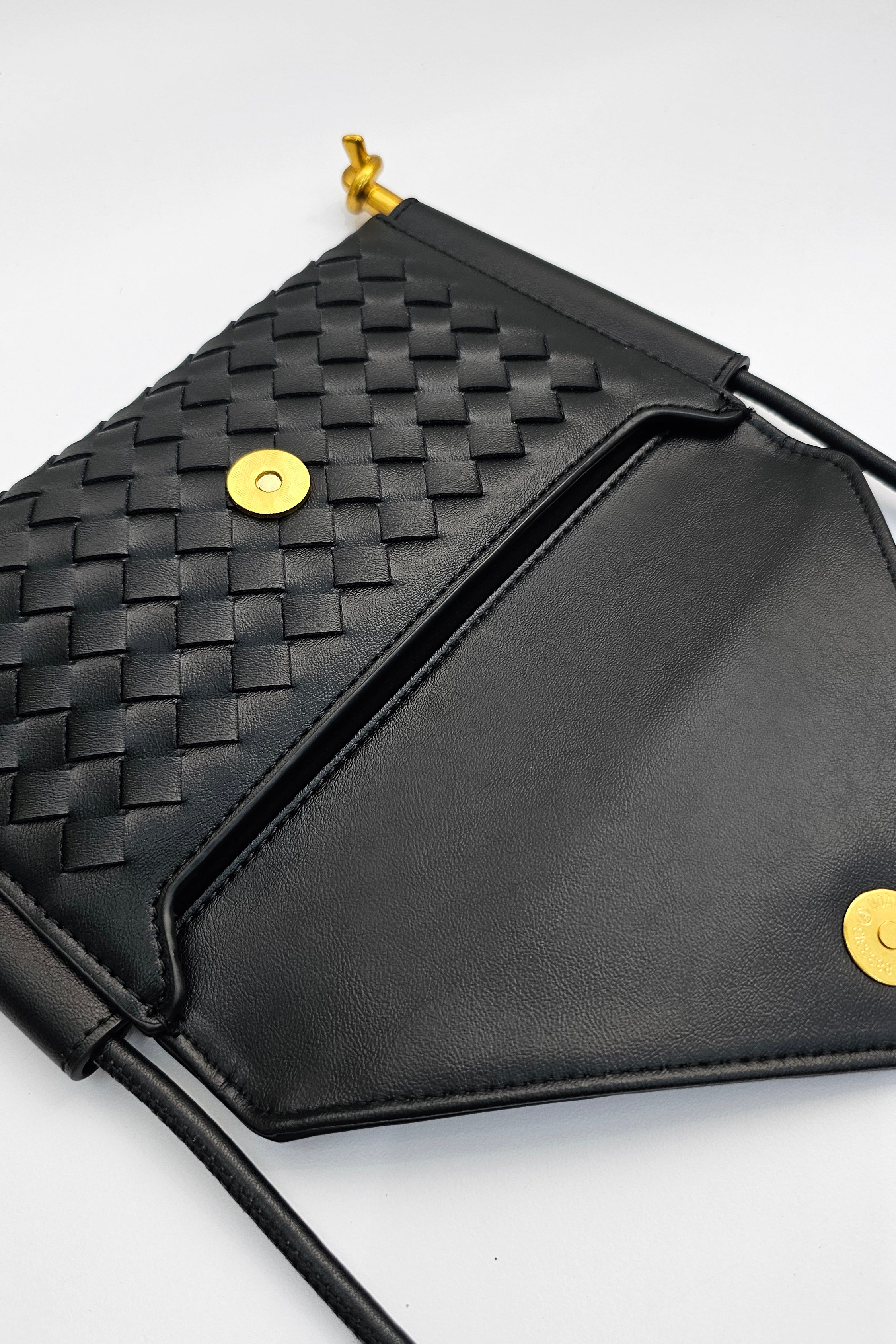 Envelope Woven Cross-body Bag in Black