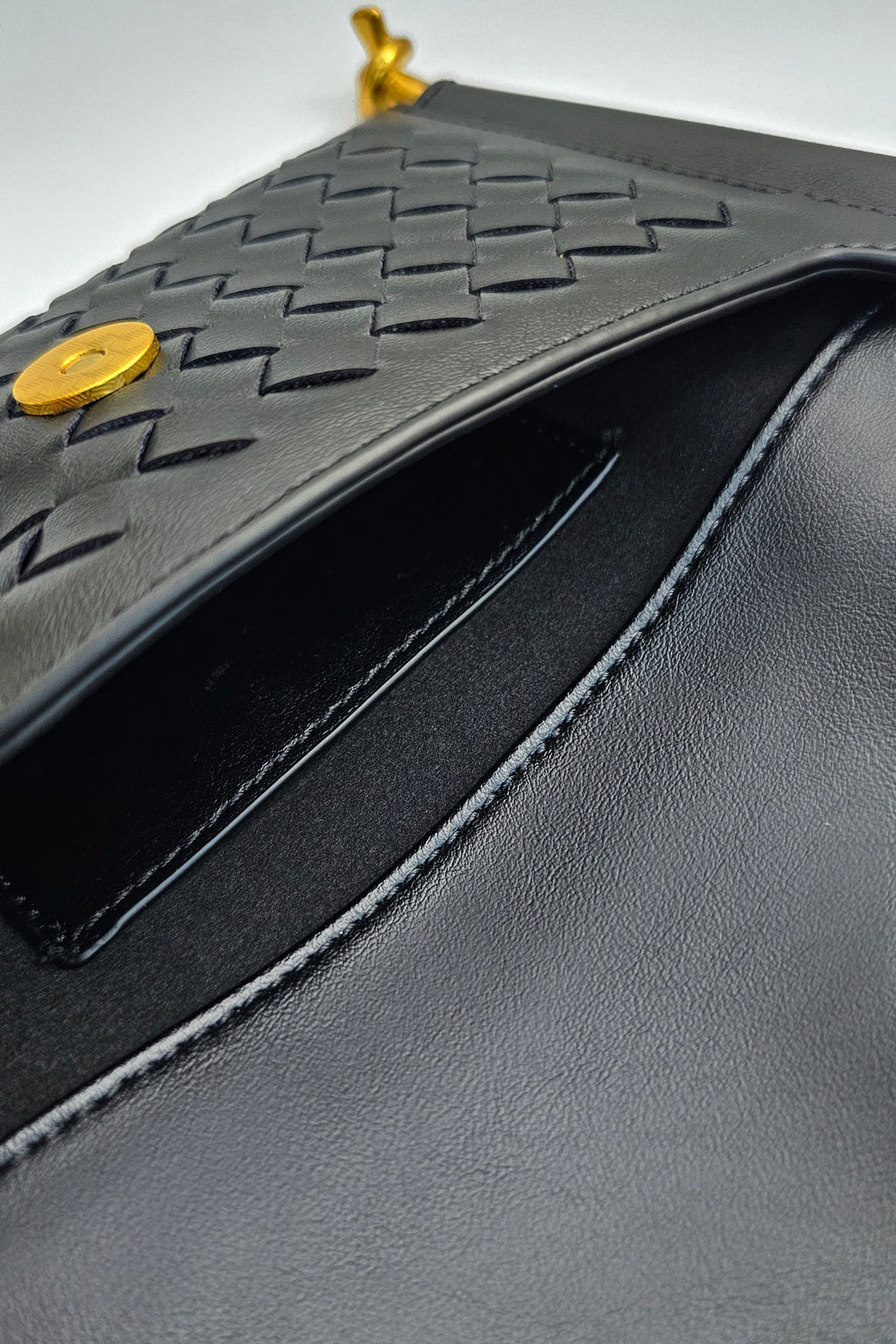 Envelope Woven Cross-body Bag in Black