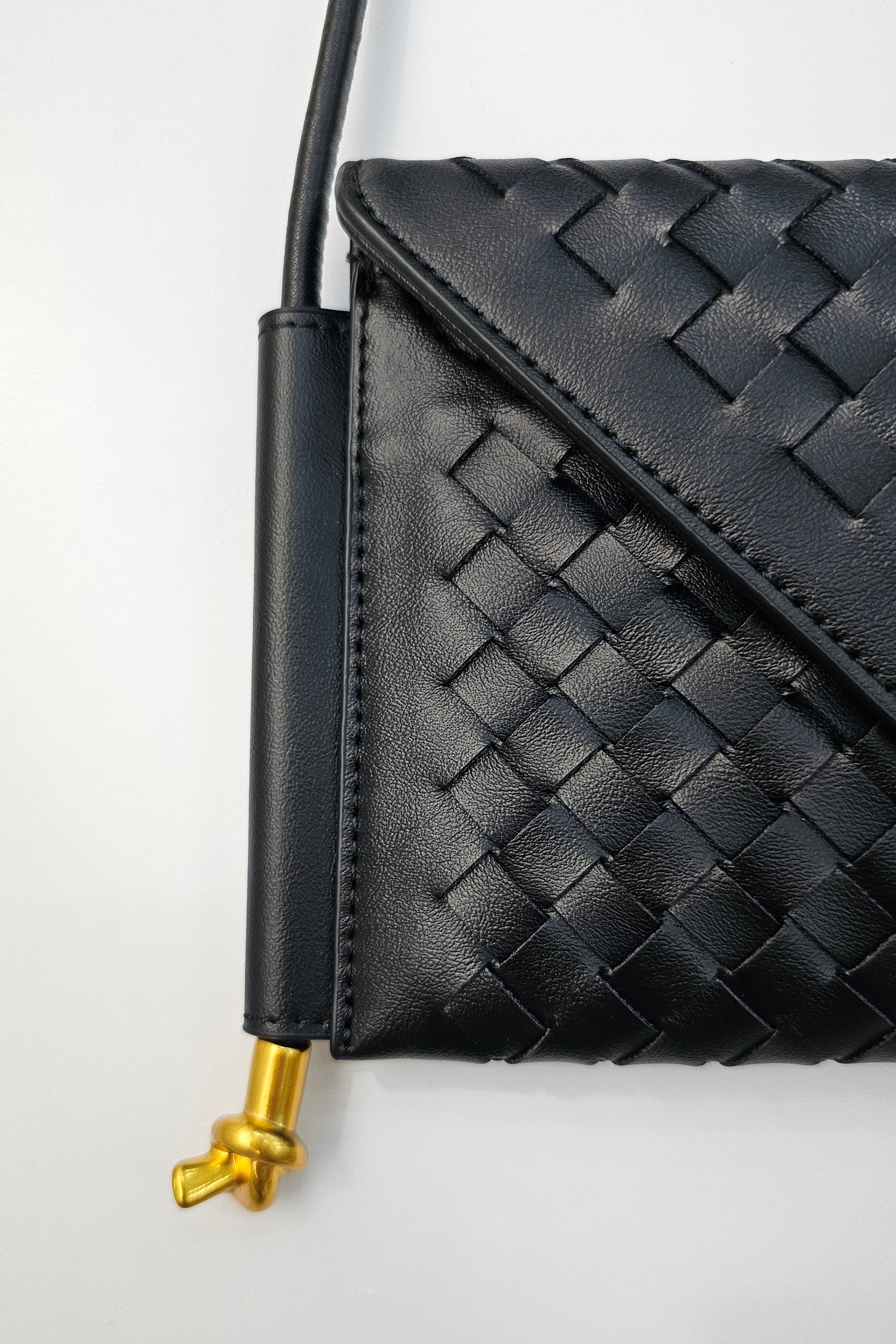 Envelope Woven Cross-body Bag in Black