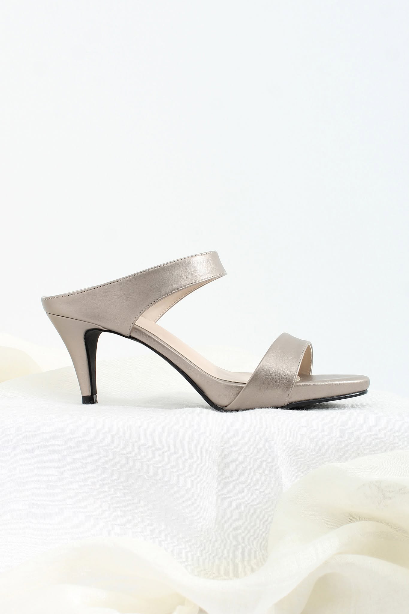 Classy Double Strap Heels (3.5 inches)