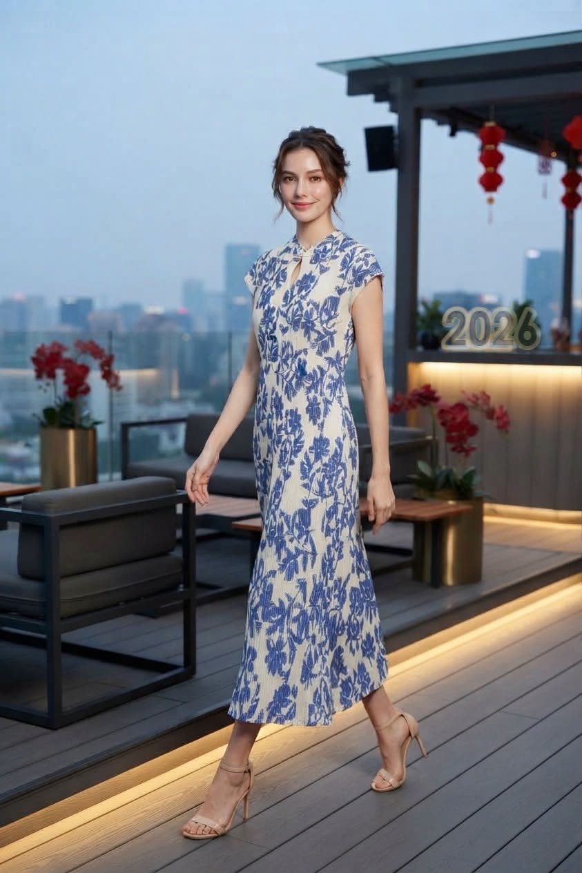 宝蓝花旗袍 Bao Lan Pleated Cheongsam Dress