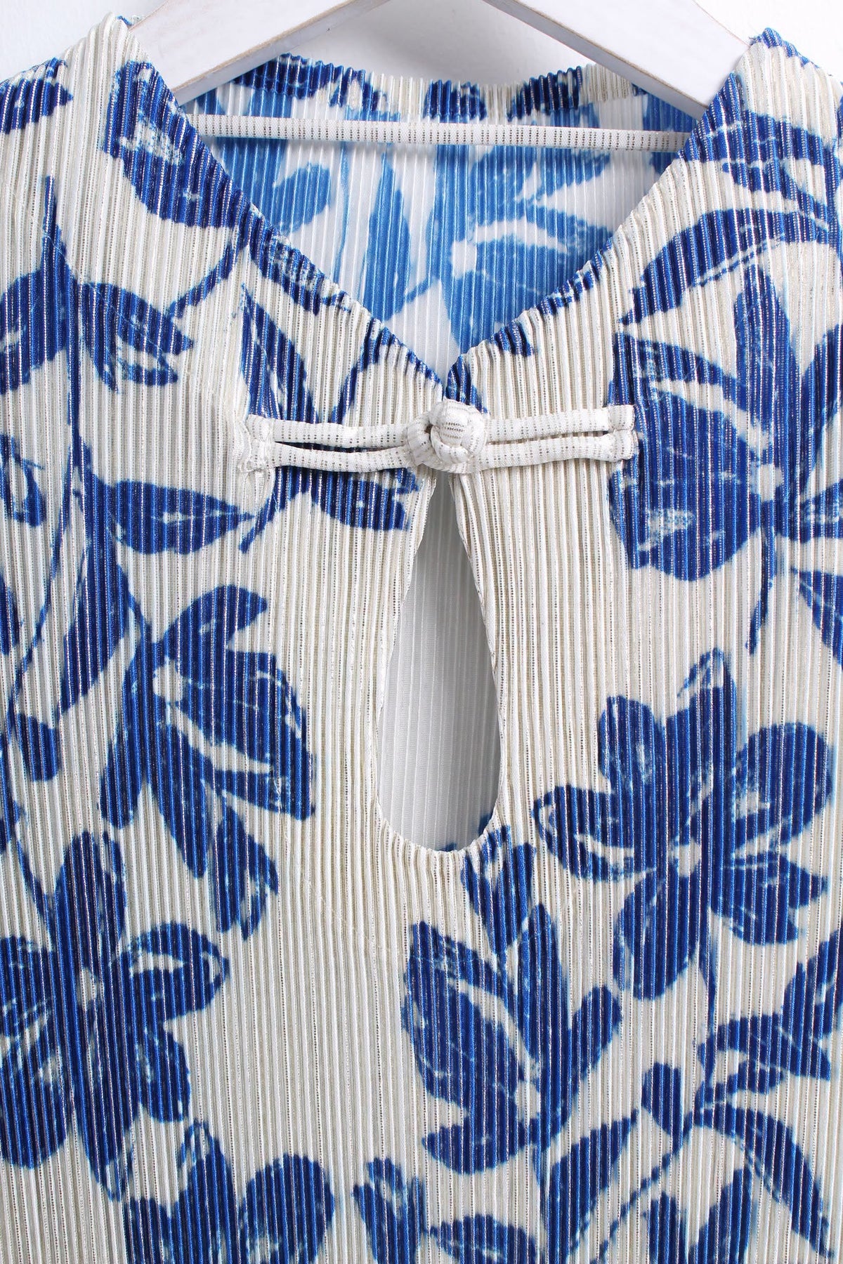 宝蓝花旗袍 Bao Lan Pleated Cheongsam Dress