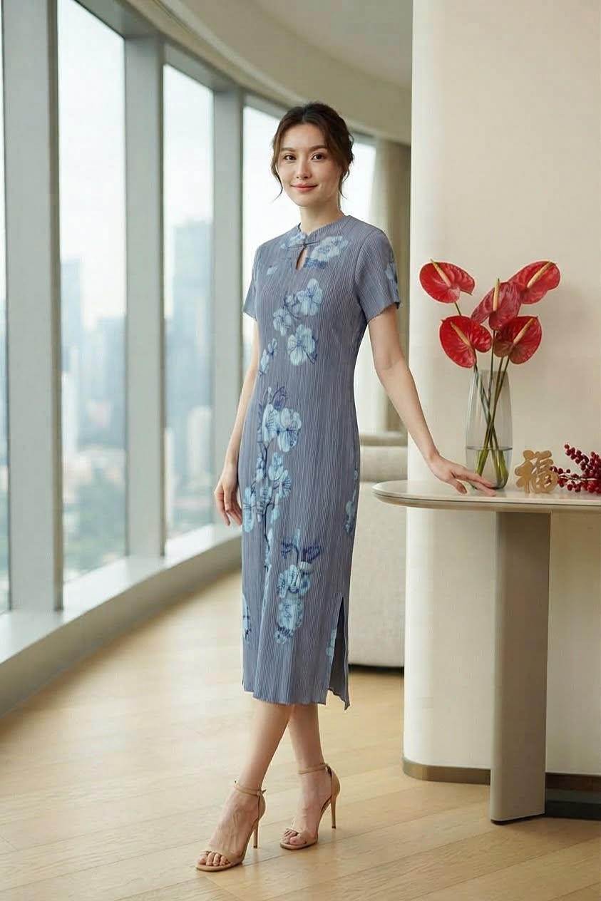 雾蓝花旗袍 Wu Lan Pleated Cheongsam Dress