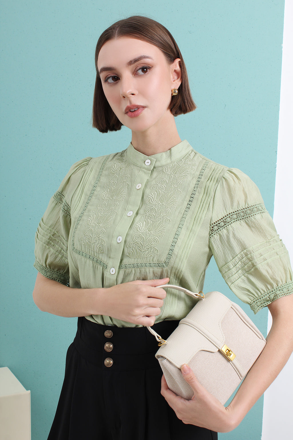 Broderie Embroidered Peasant Blouse Green