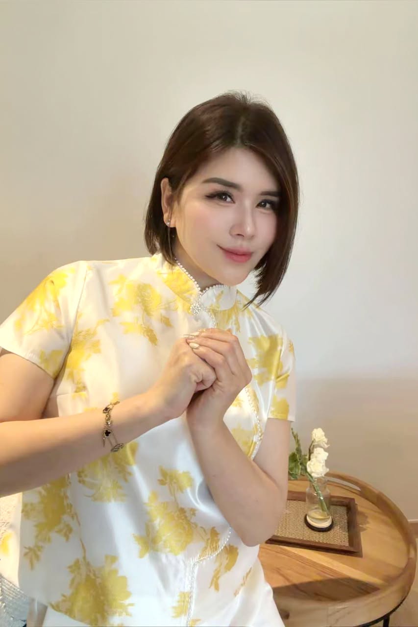 Pearl Aurelia Cheongsam Top