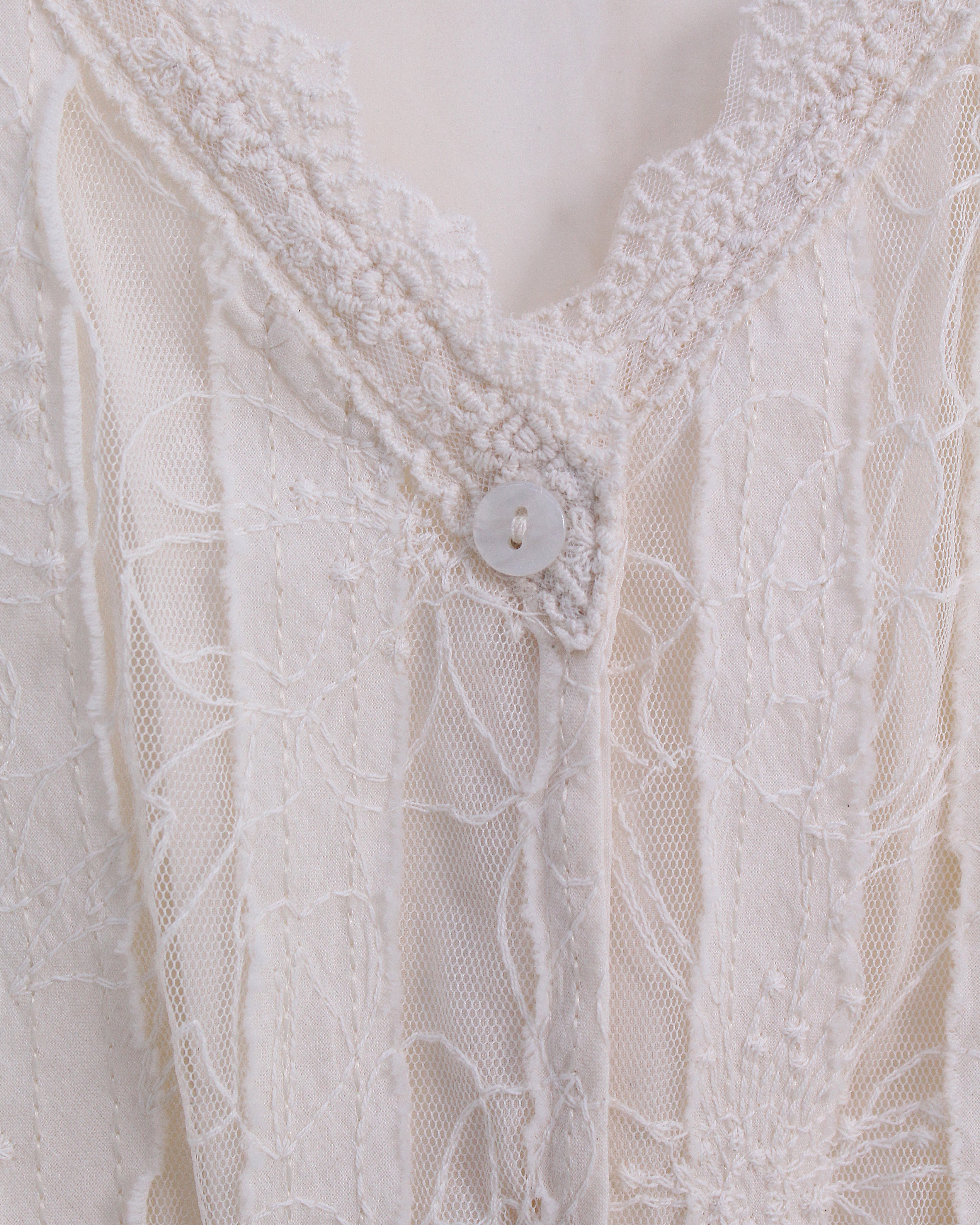 Hailey Lace Blouse [Free Size]