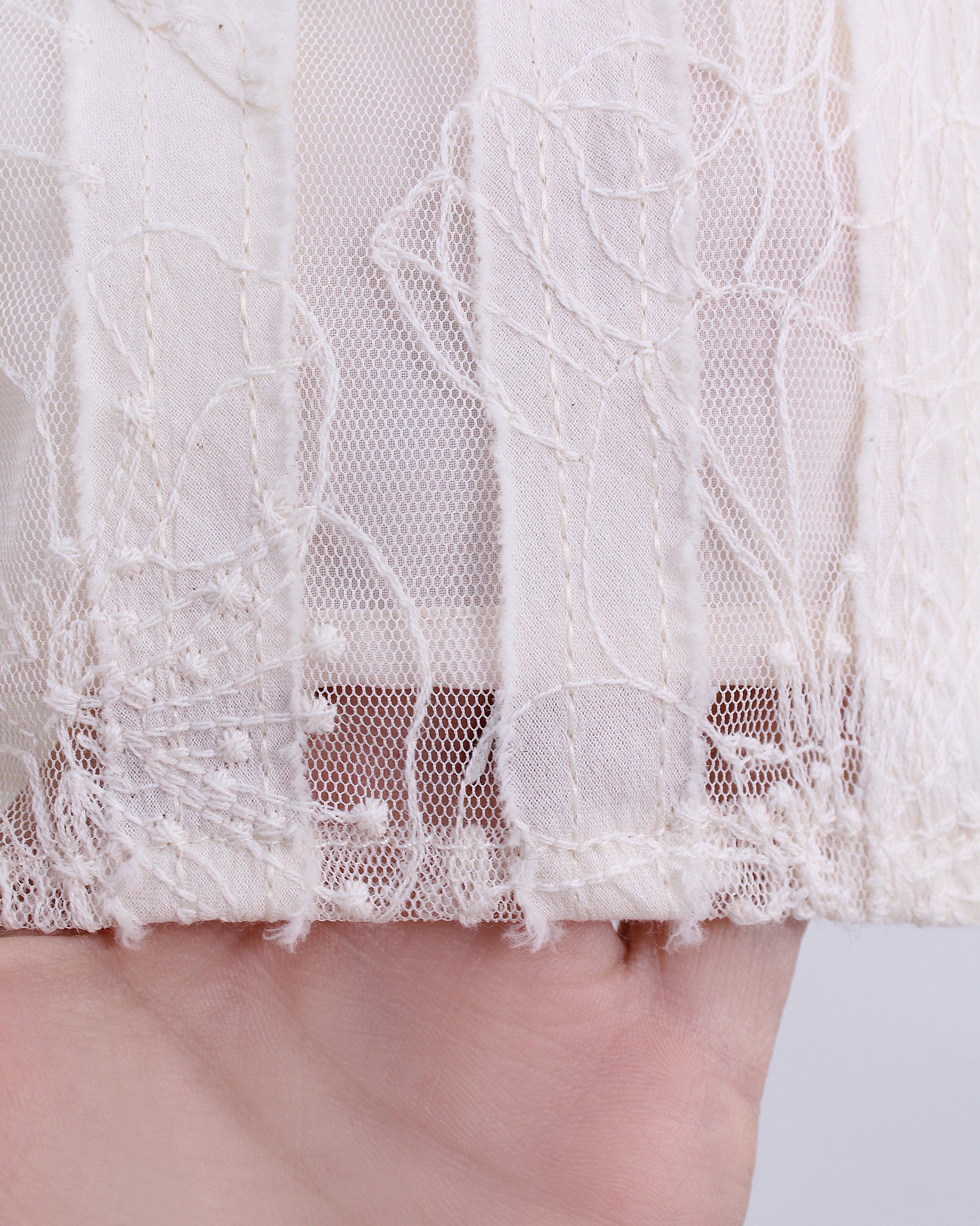 Hailey Lace Blouse [Free Size]