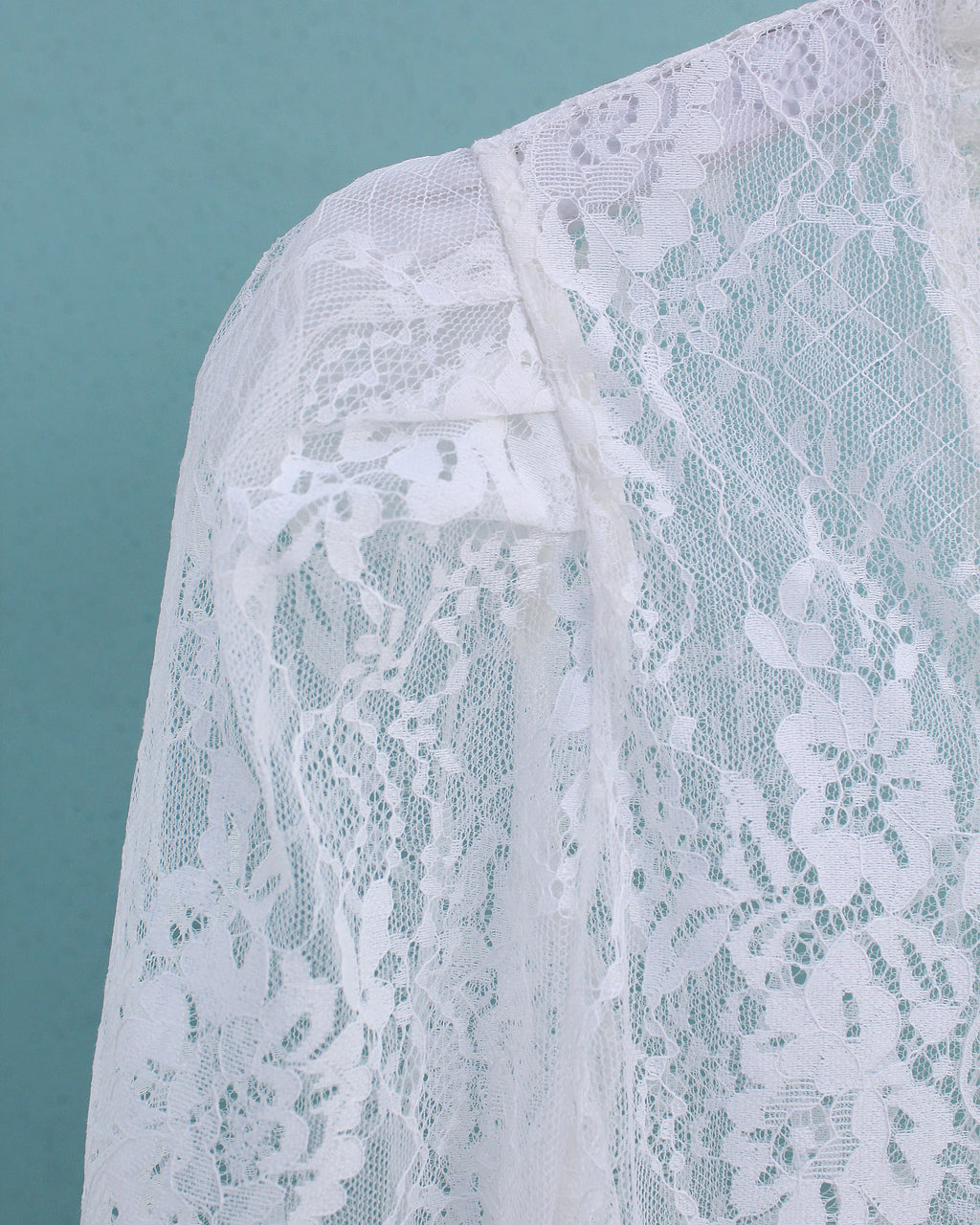 Lace Blouse in White (M size)