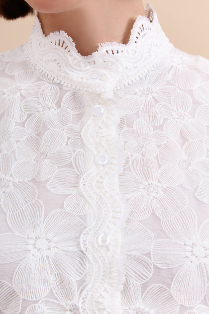 Scalloped Lace Sculpted Mandarin Collar Puff Sleeve Top