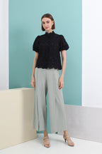 Scalloped Lace Puff Sleeve Top