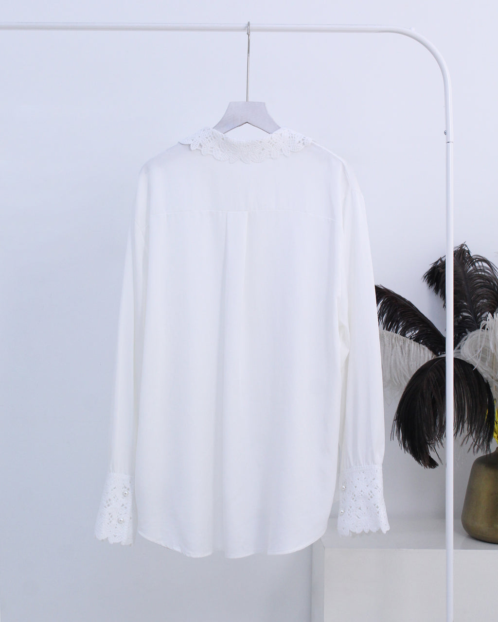 Lace Buttoned Shirt in White & Black (L size)