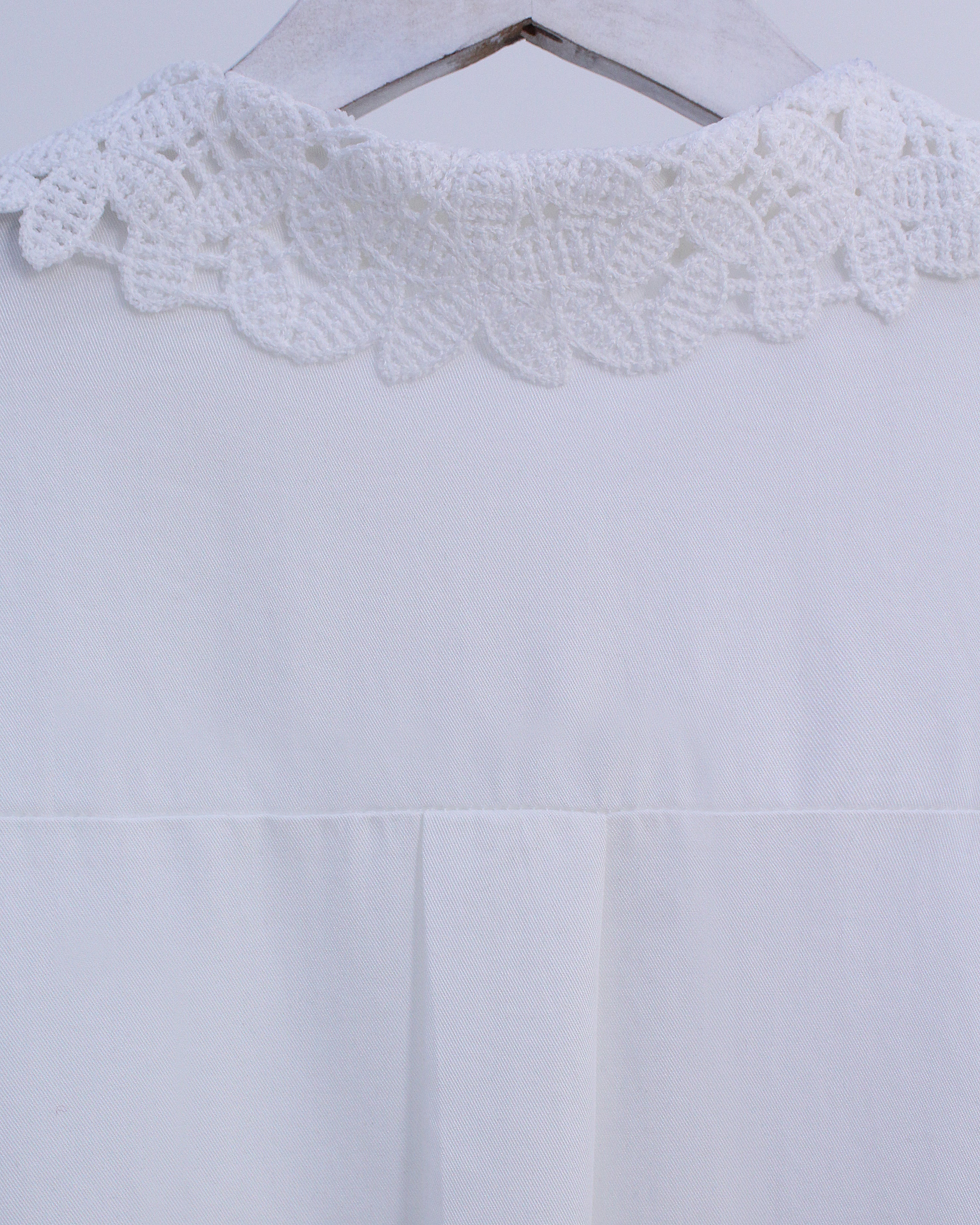 Lace Buttoned Shirt in White & Black (L size)