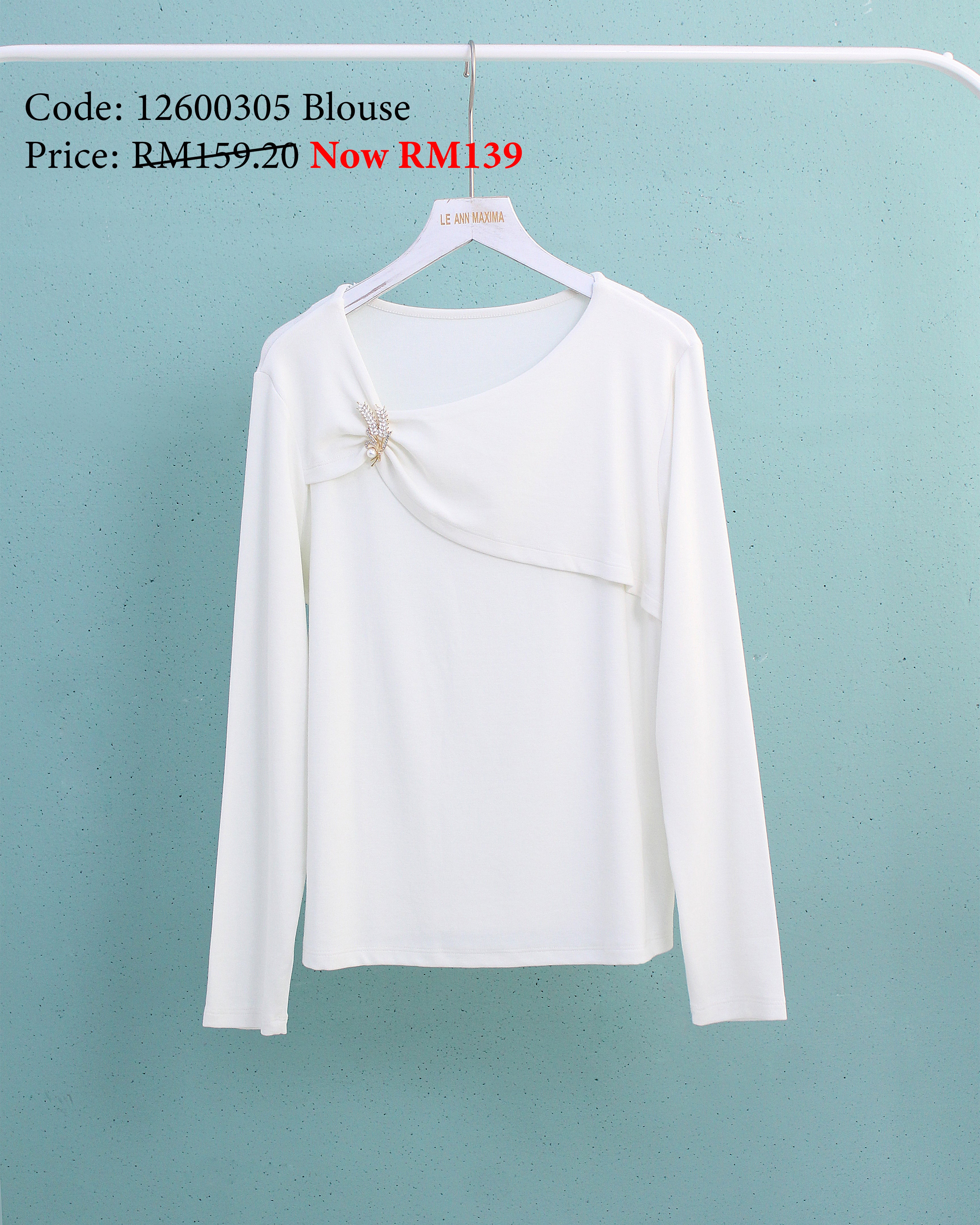 Elegant Top in Cream (XL Size)