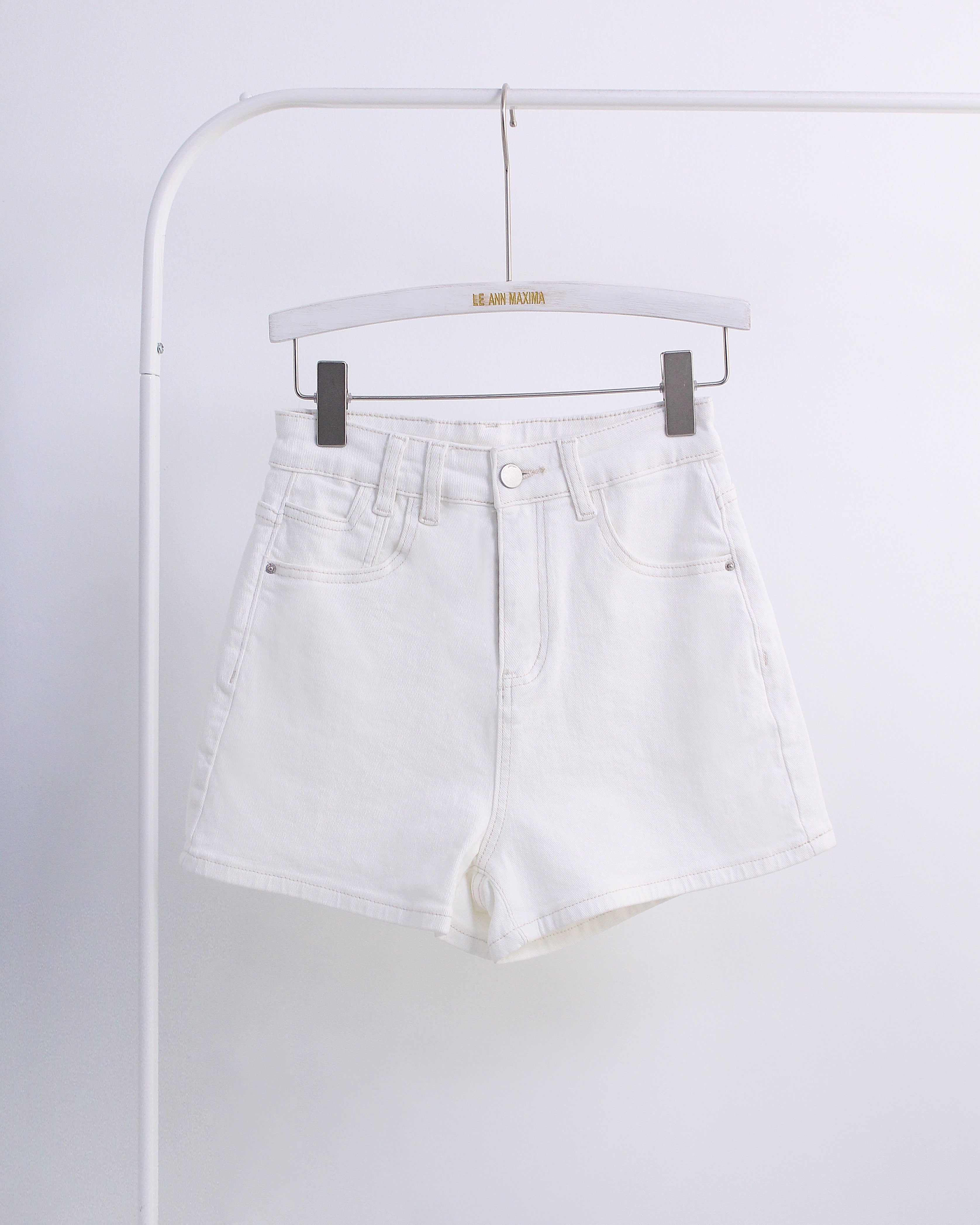 Denim Shorts (S / L size)
