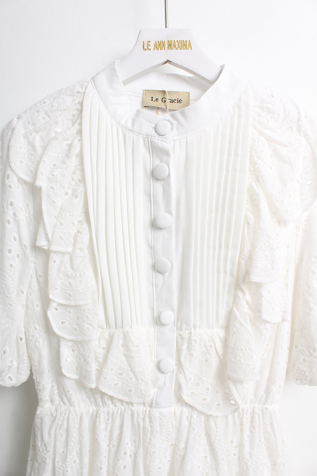 Lace Ruffle Dress (Free size)