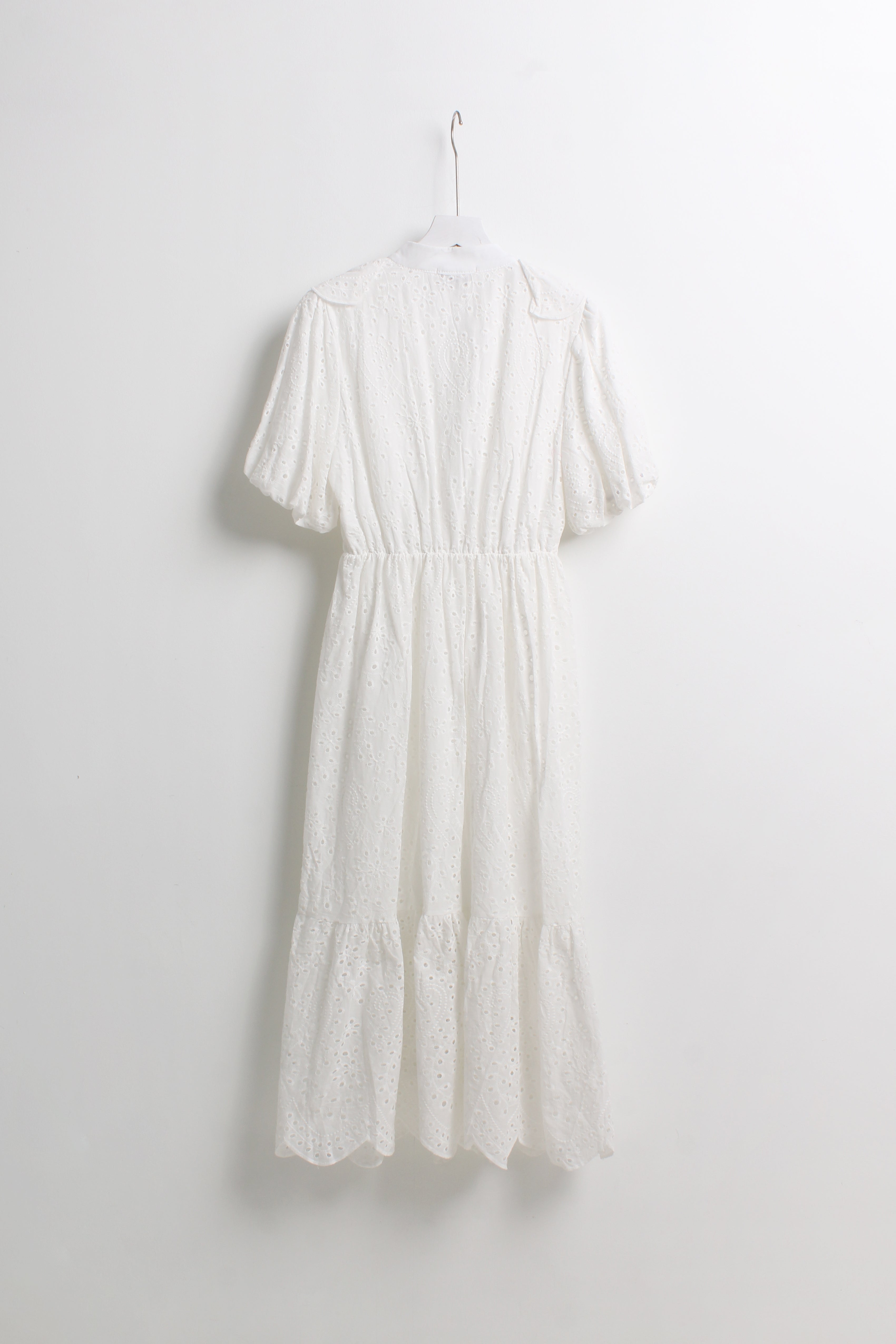 Lace Ruffle Dress (Free size)