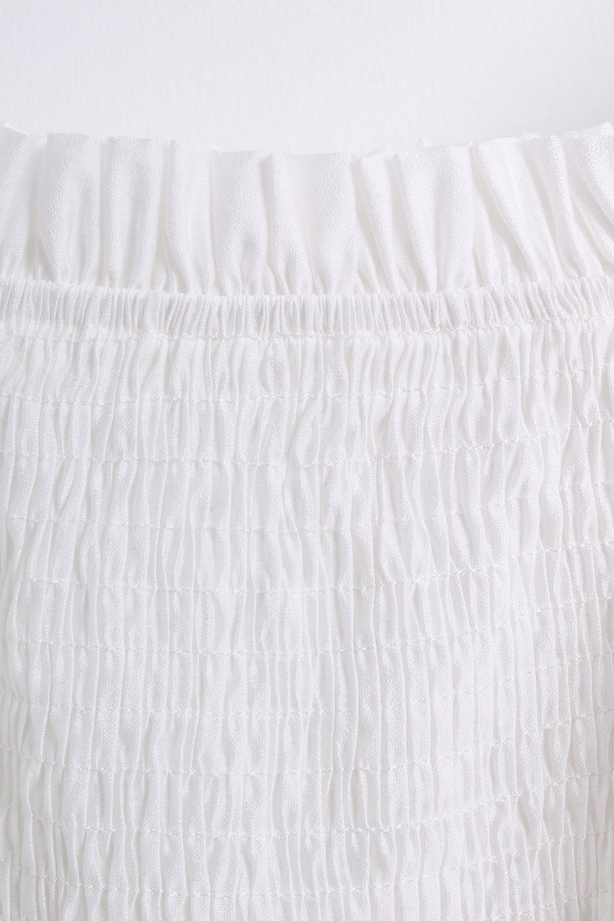 Off Shoulder Ruffle Top in White (L size)