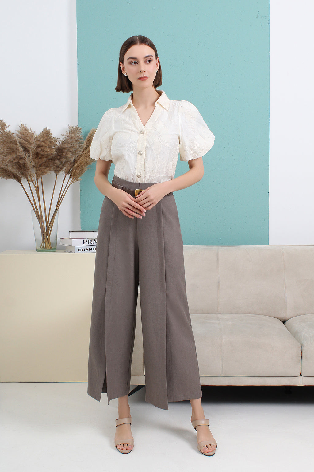 Puff Sleeve V Neck Shirt
