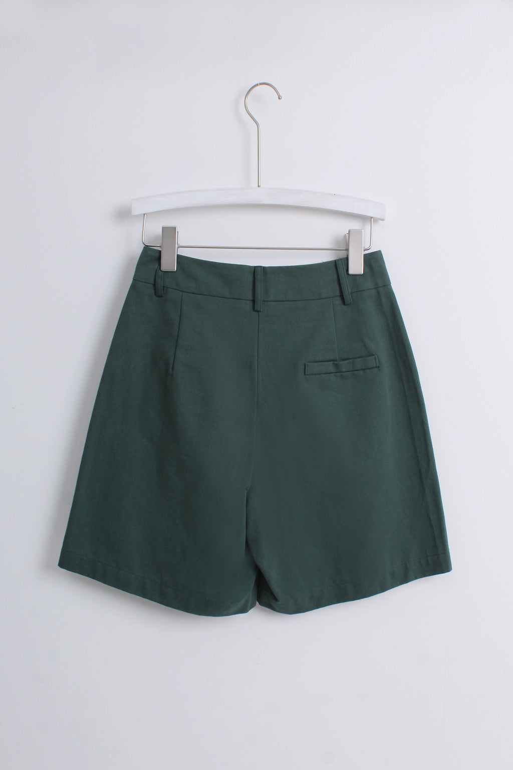 Stripe Shirt & Green Shorts 2 Piece Set (M size)