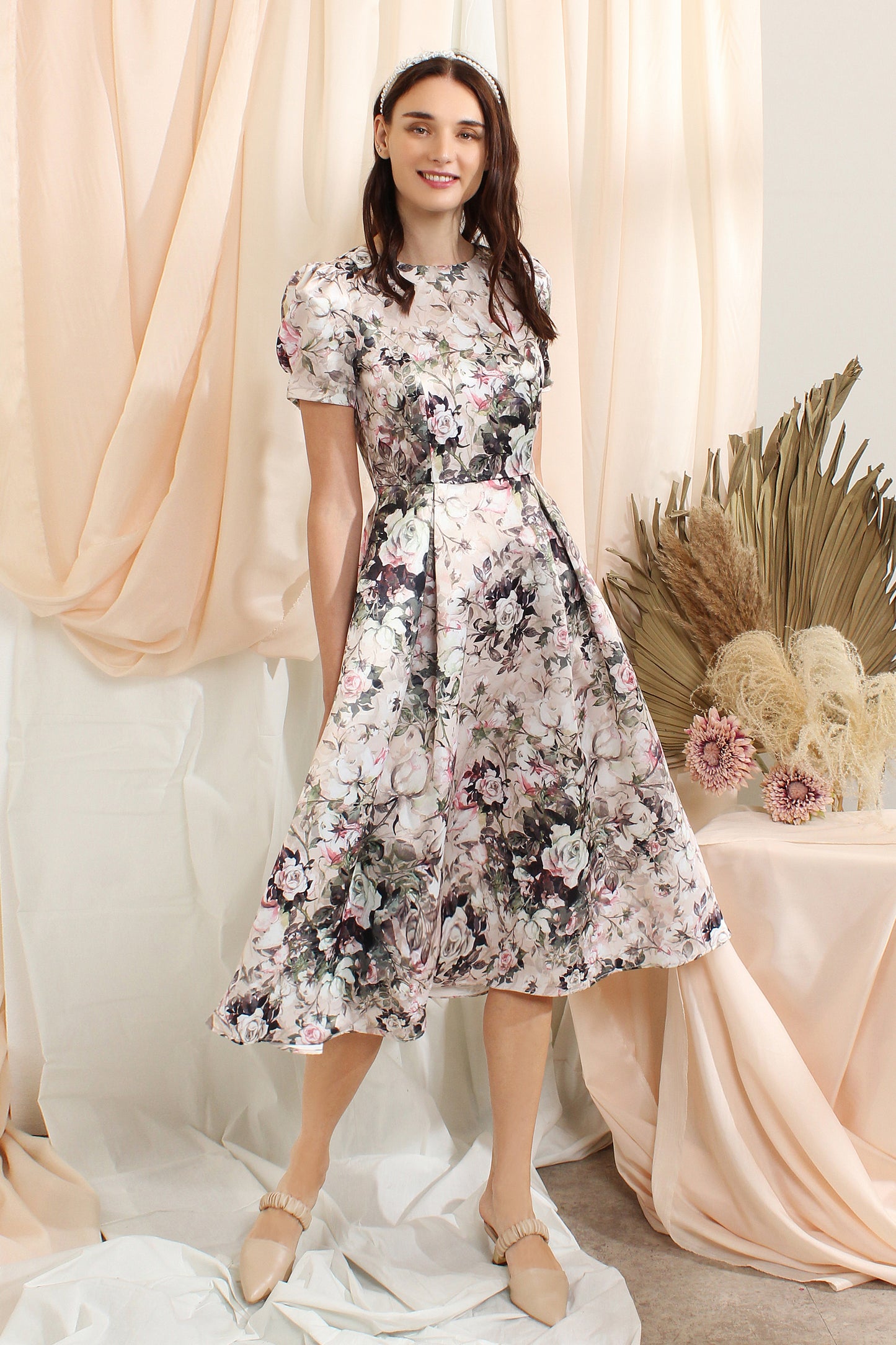 Andressa Vintage Floral Dress with Inverted Pleats